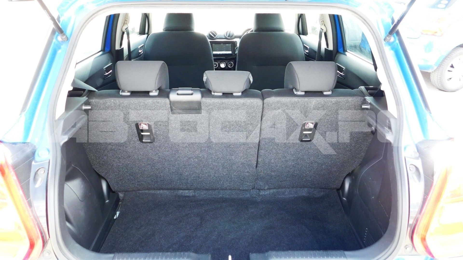 Suzuki Swift 2023, Хэтчбек — фото 24