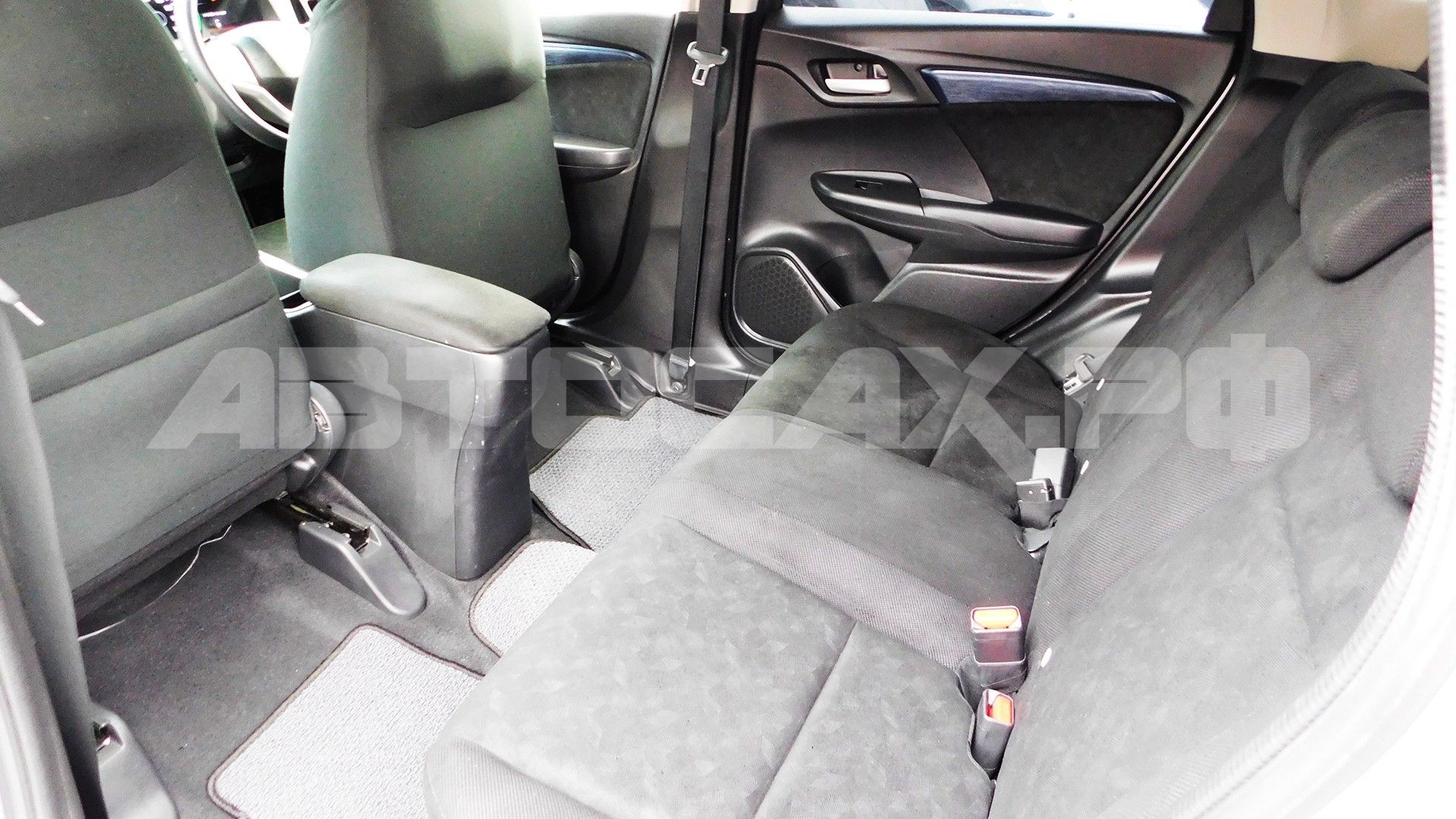 Honda Shuttle 2018, Универсал — фото 15