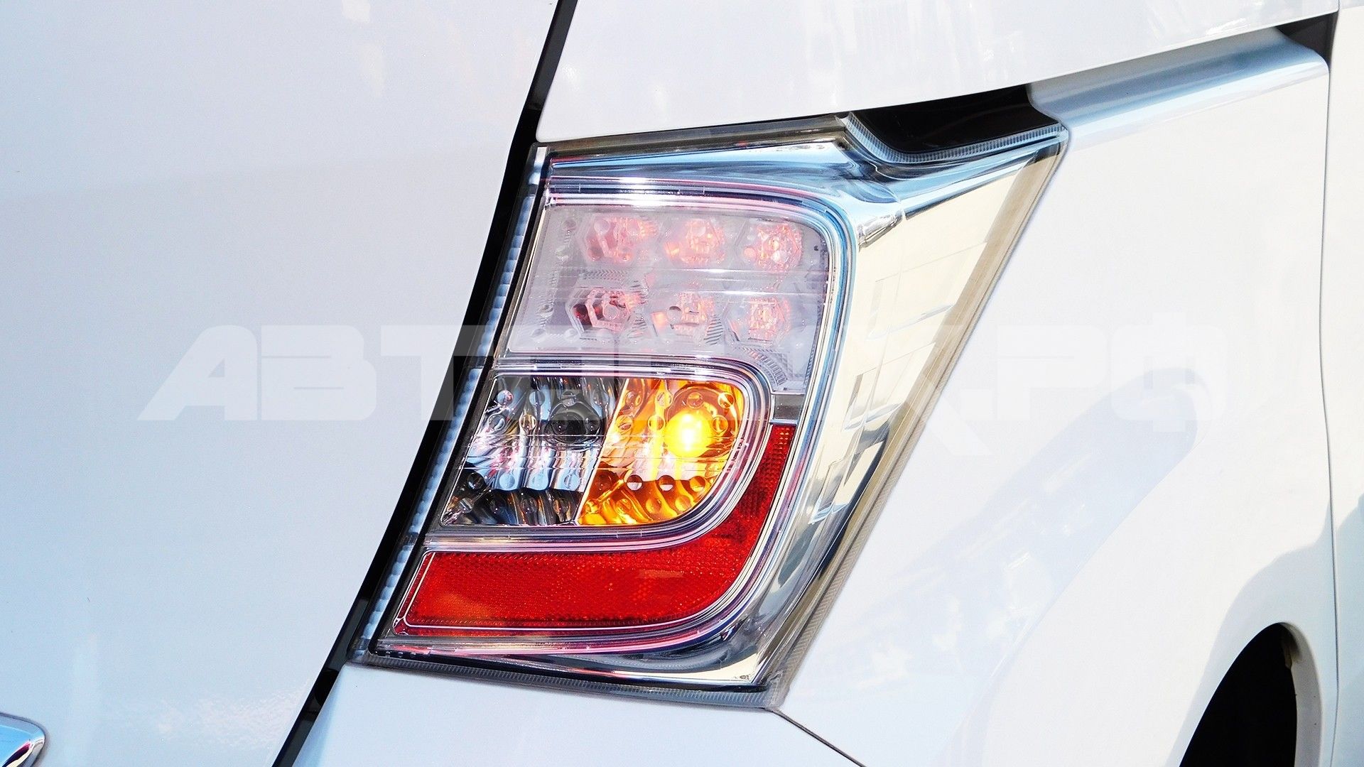 Honda Freed 2016, Минивэн — фото 45