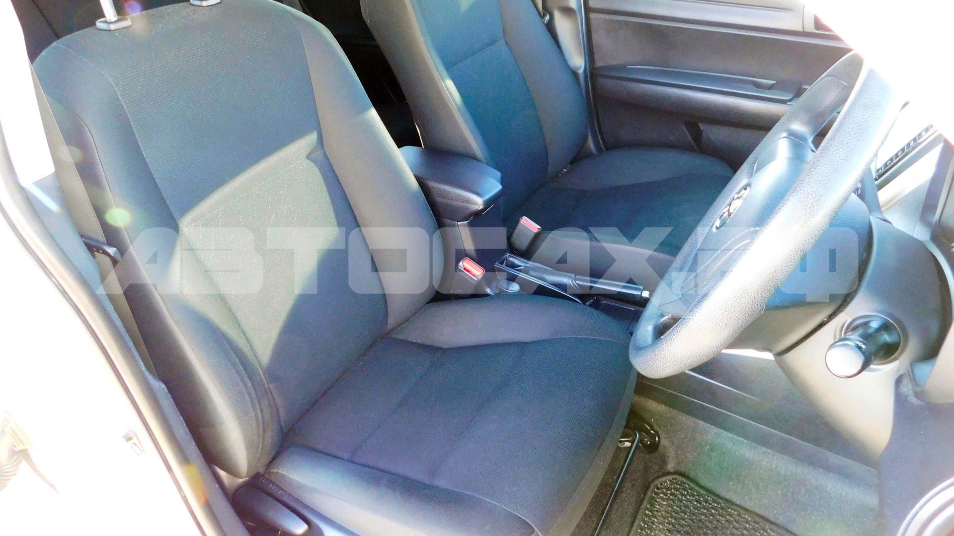 Toyota Corolla Fielder 2022, Универсал — фото 10