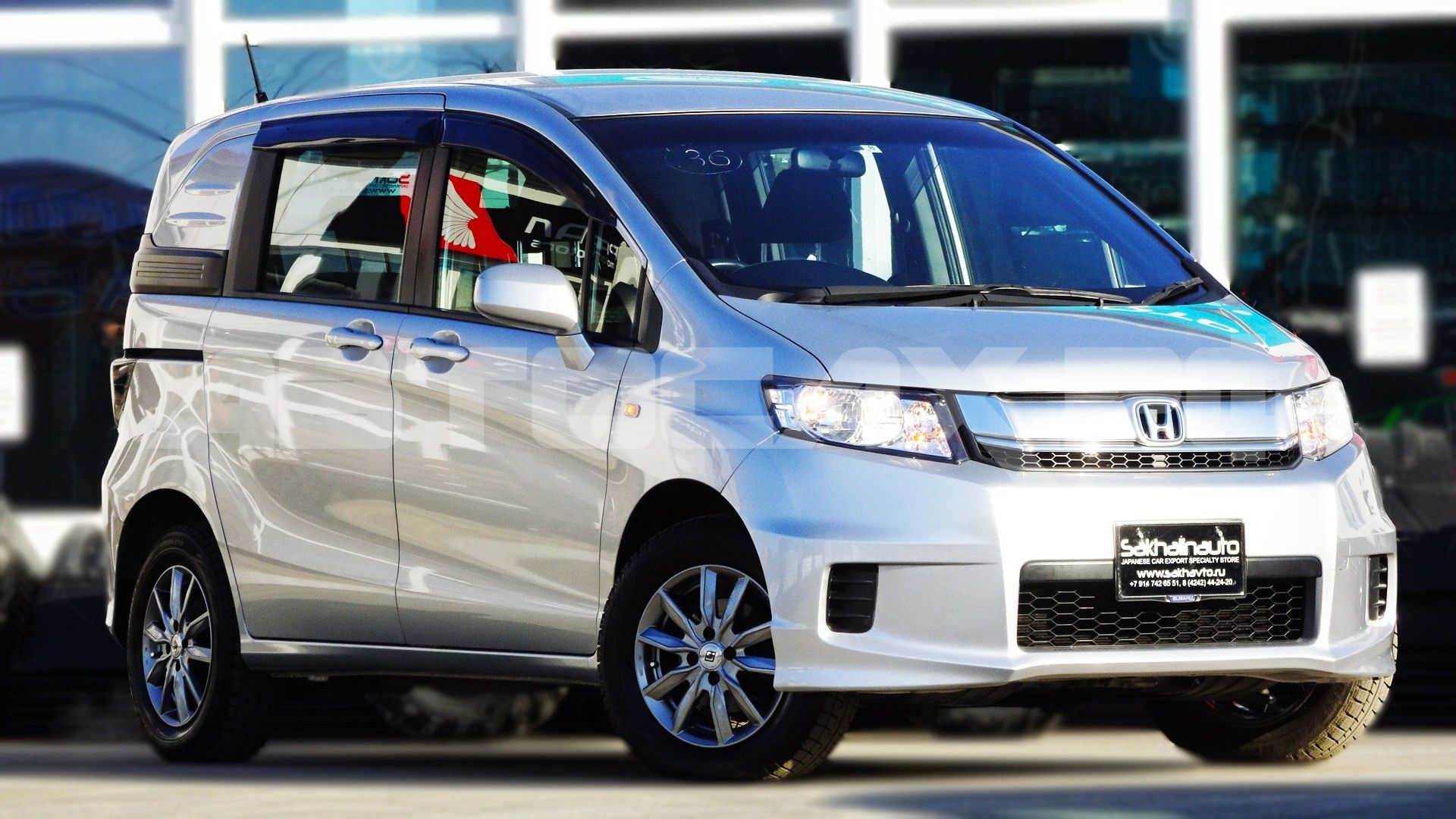 Honda Freed Spike