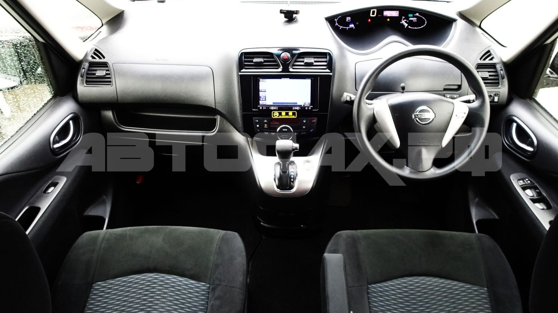 Nissan Serena 2016, Минивэн — фото 7