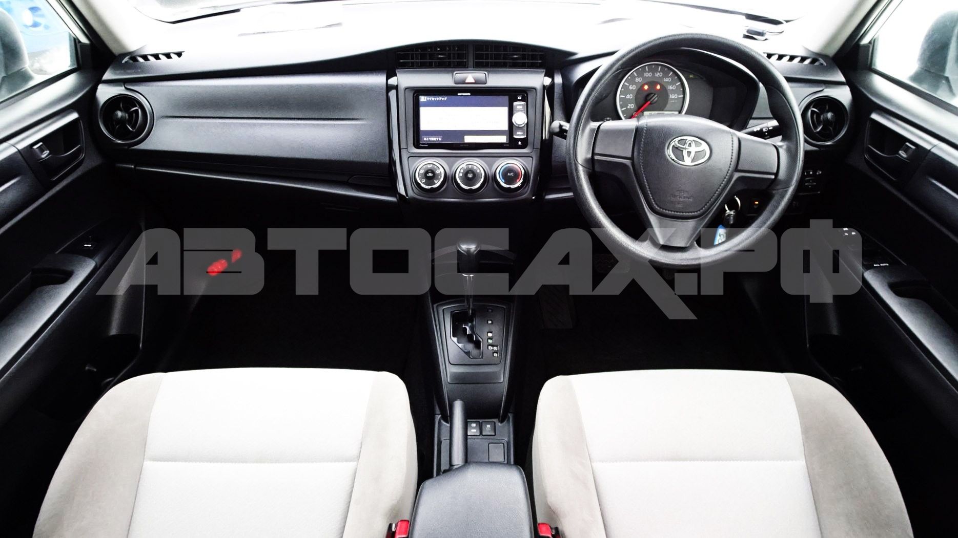 Toyota Corolla Axio 2017, Седан — фото 11