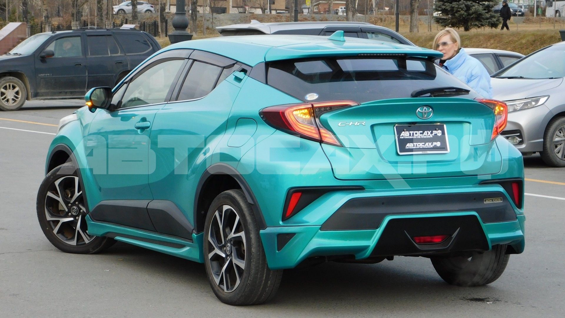 Toyota C-HR — фото 2