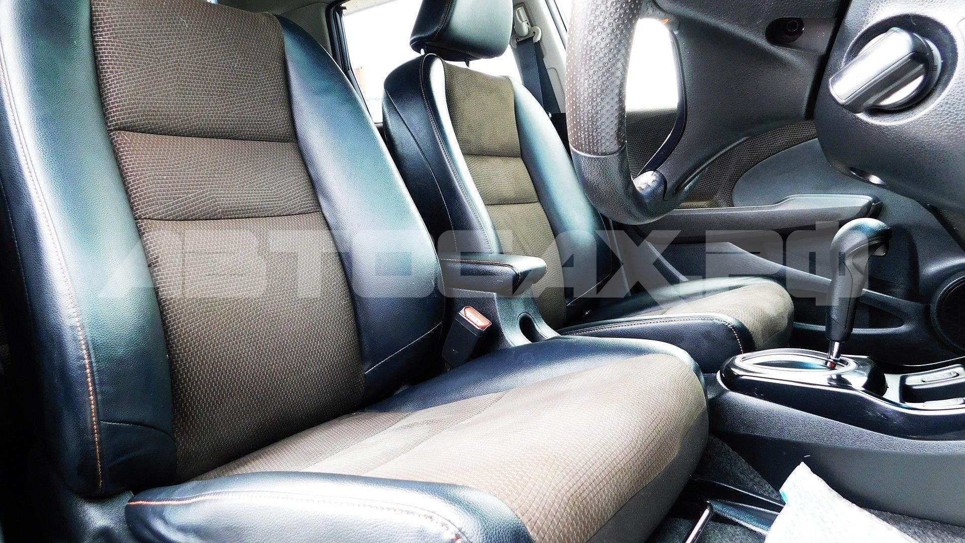 Honda Fit Shuttle 2015, Универсал — фото 10