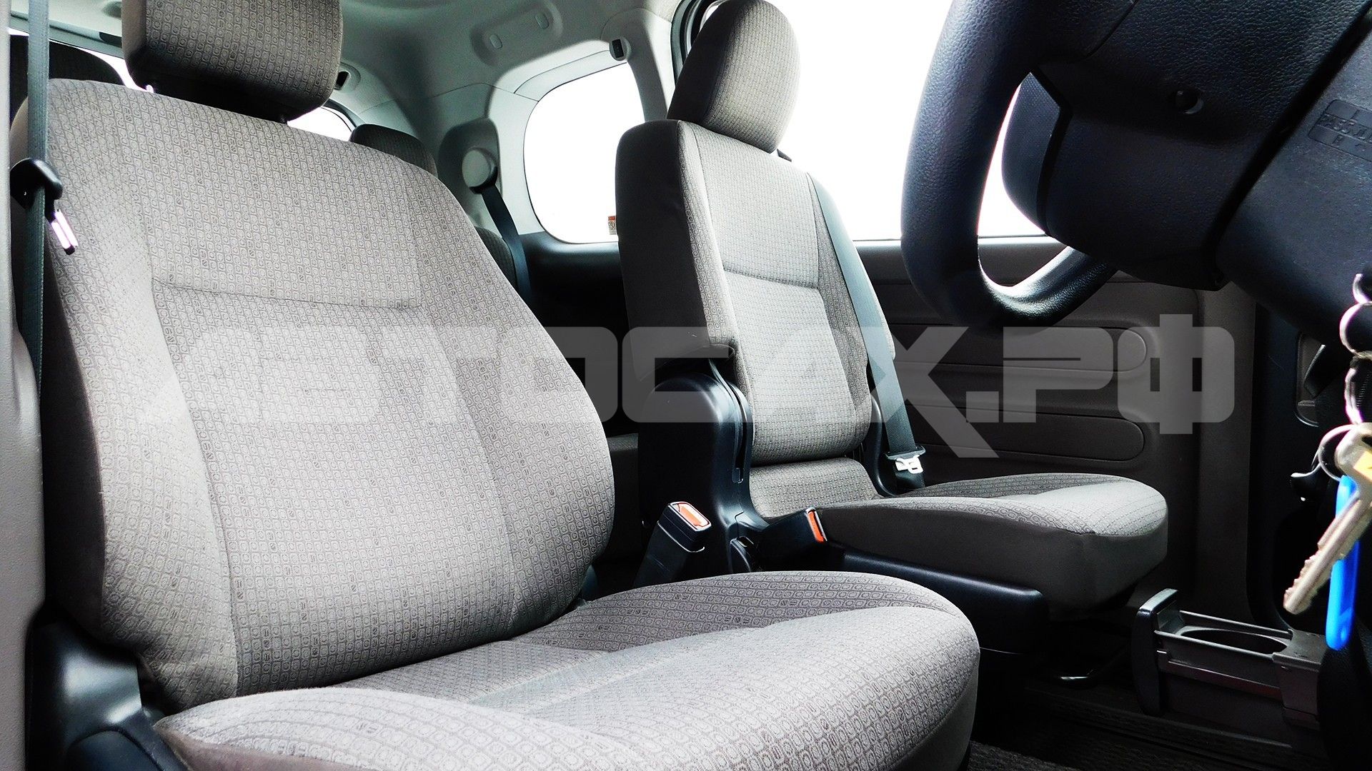 Toyota Spade 2020, Хэтчбек — фото 10