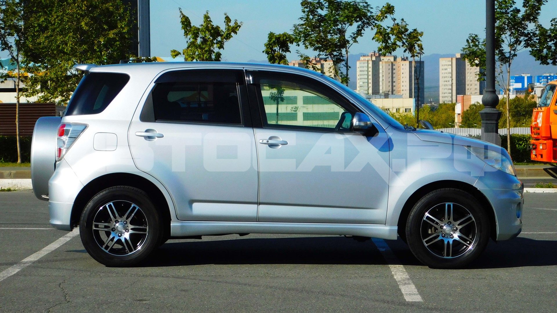 Toyota Rush 2014, Кроссовер — фото 7