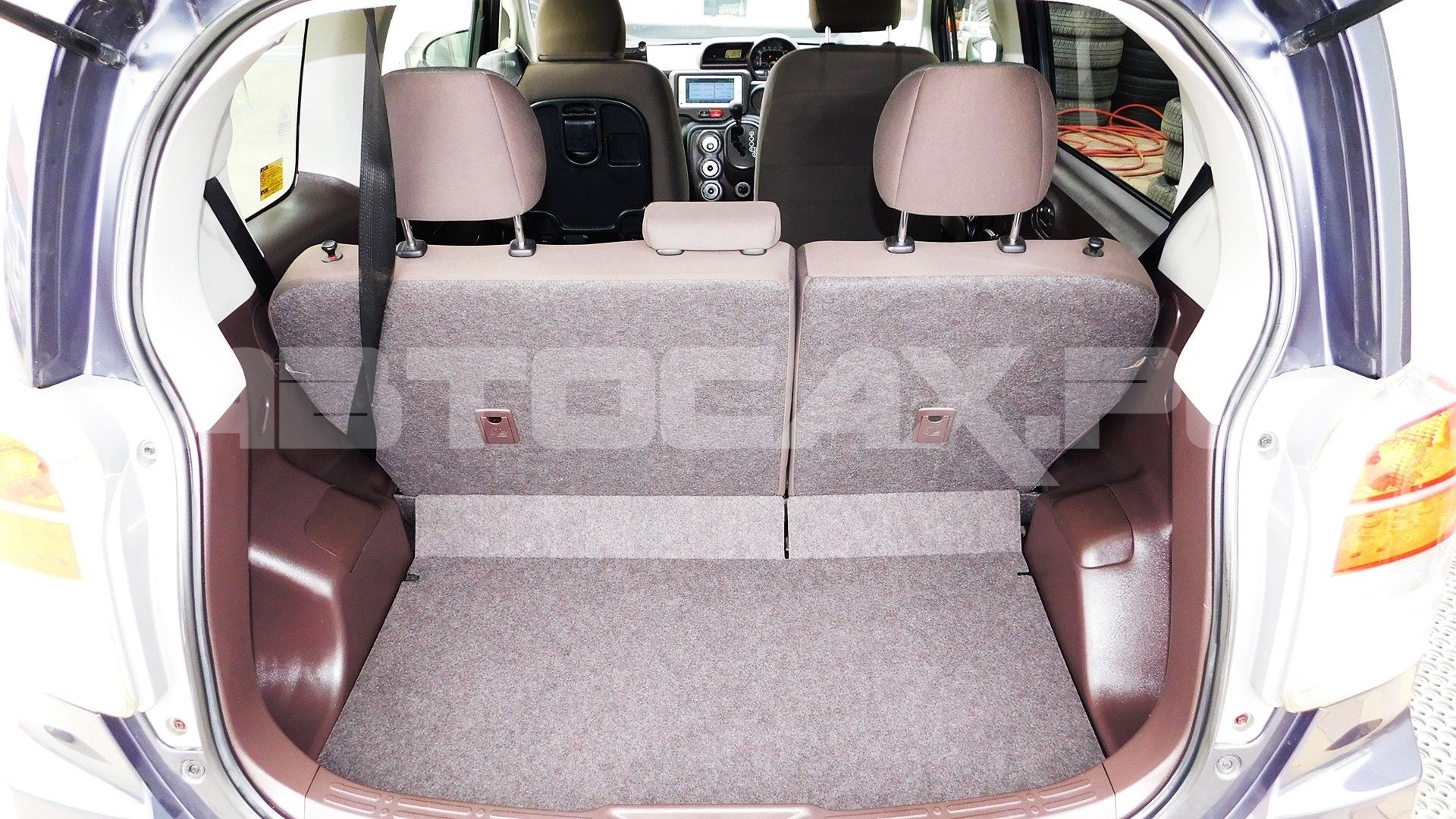 Toyota Spade 2015, Хэтчбек — фото 23