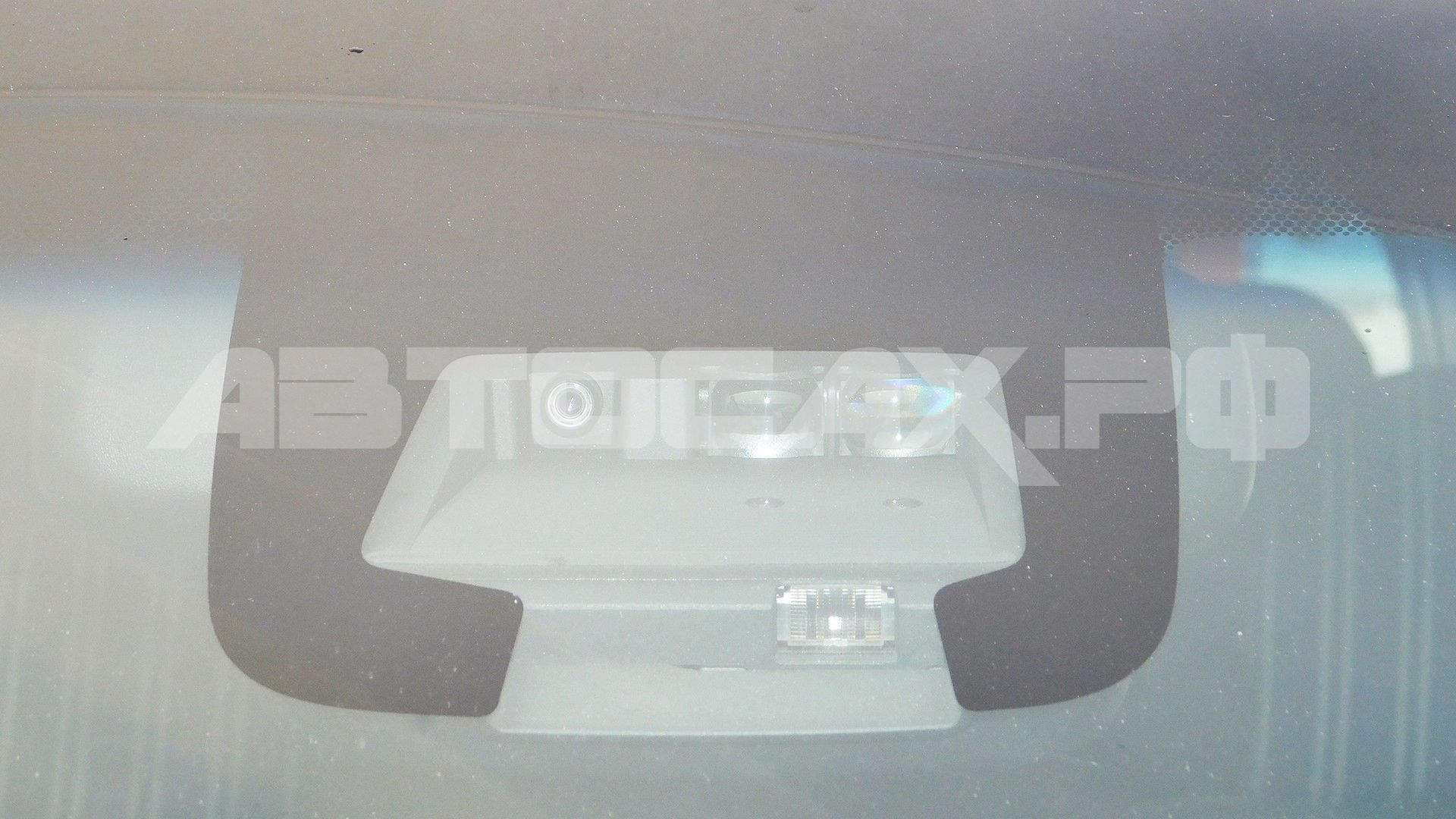 Toyota Spade 2018, Хэтчбек — фото 47