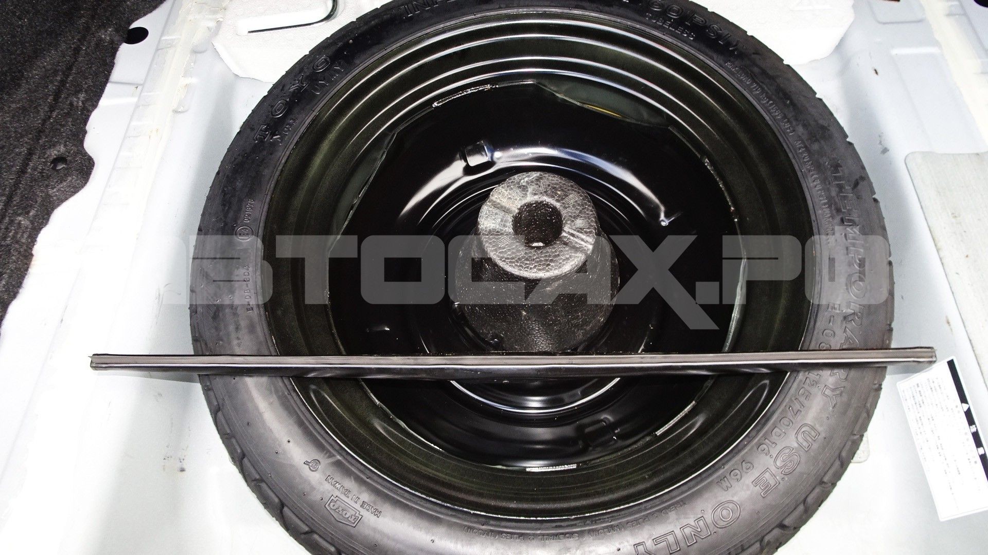 Toyota Corolla Axio 2014, Седан — фото 12