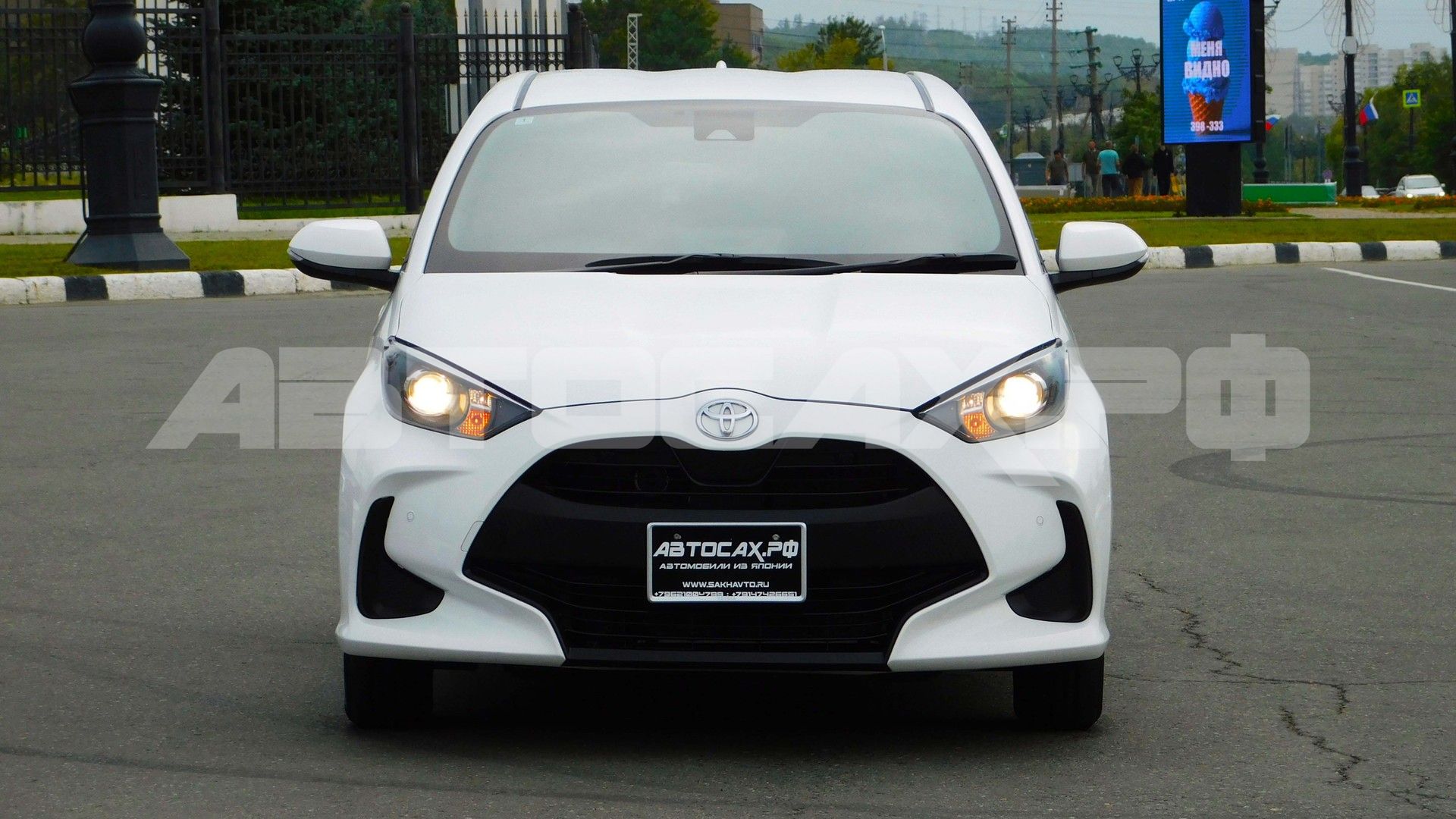 Toyota Yaris 2023, Хэтчбек — фото 5