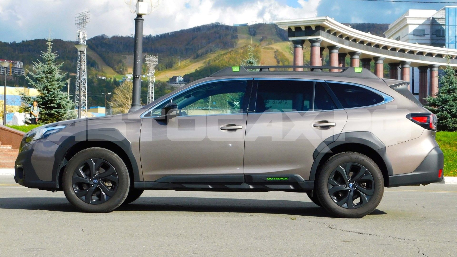 Subaru Outback — фото 32
