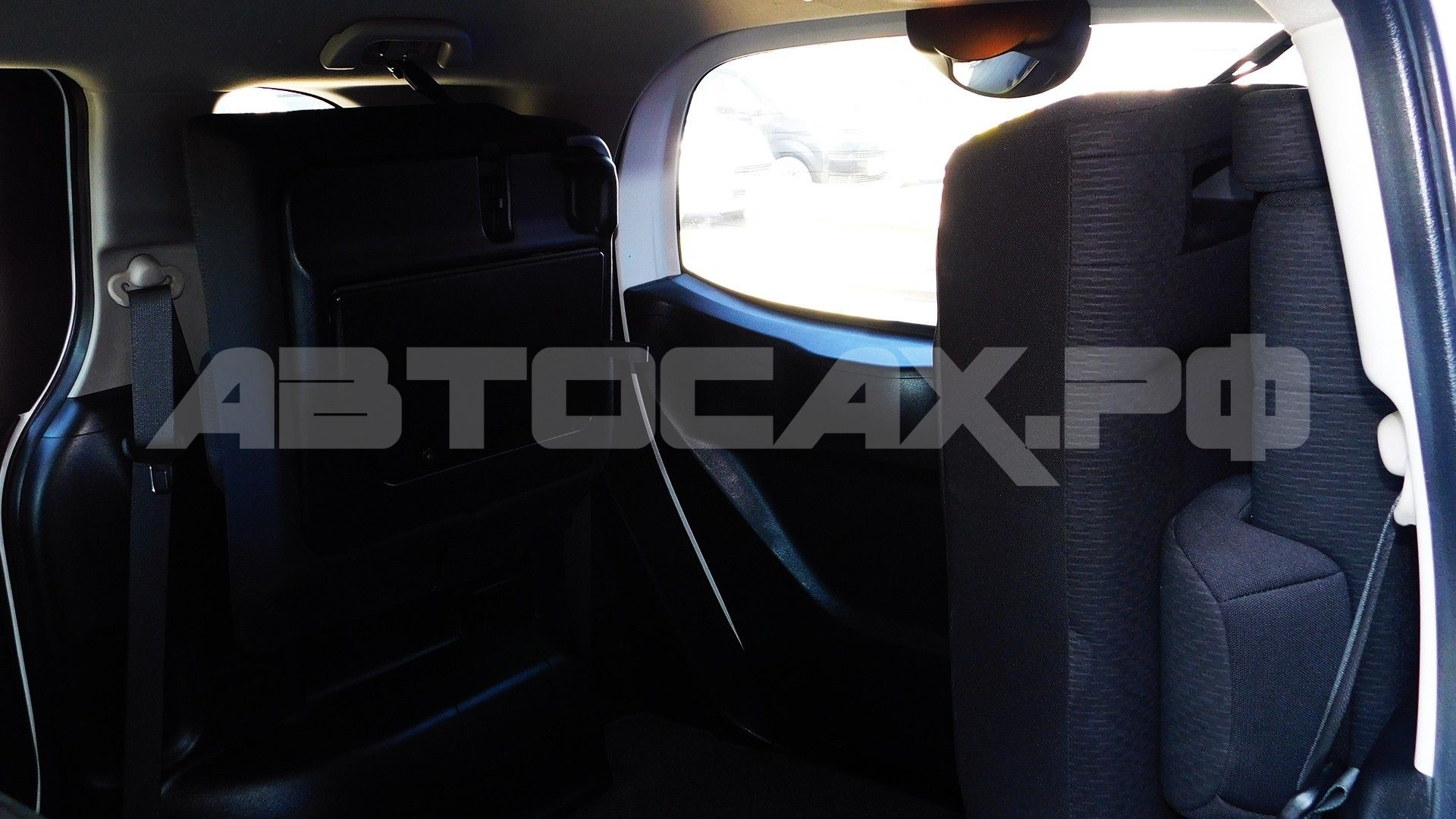 Honda Freed 2016, Минивэн — фото 39