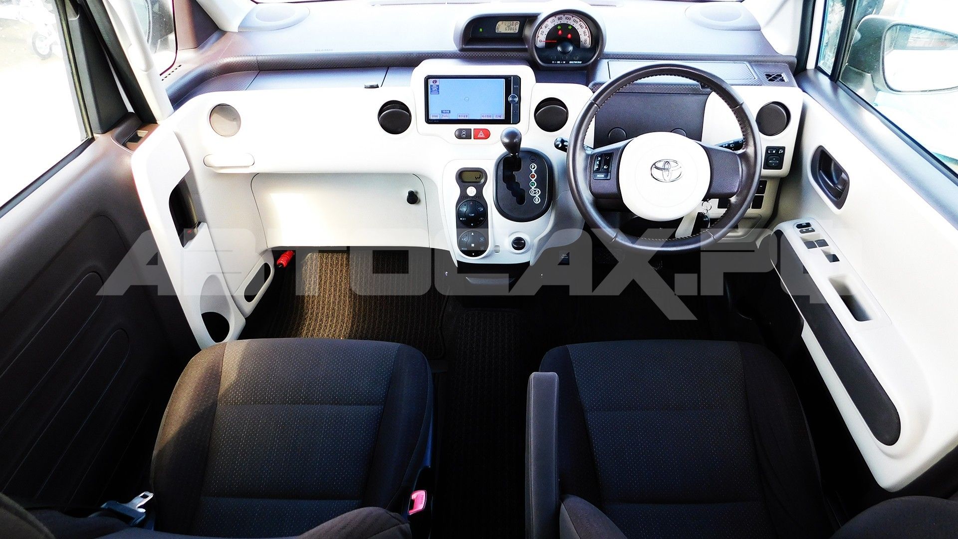 Toyota Spade 2017, Хэтчбек — фото 11