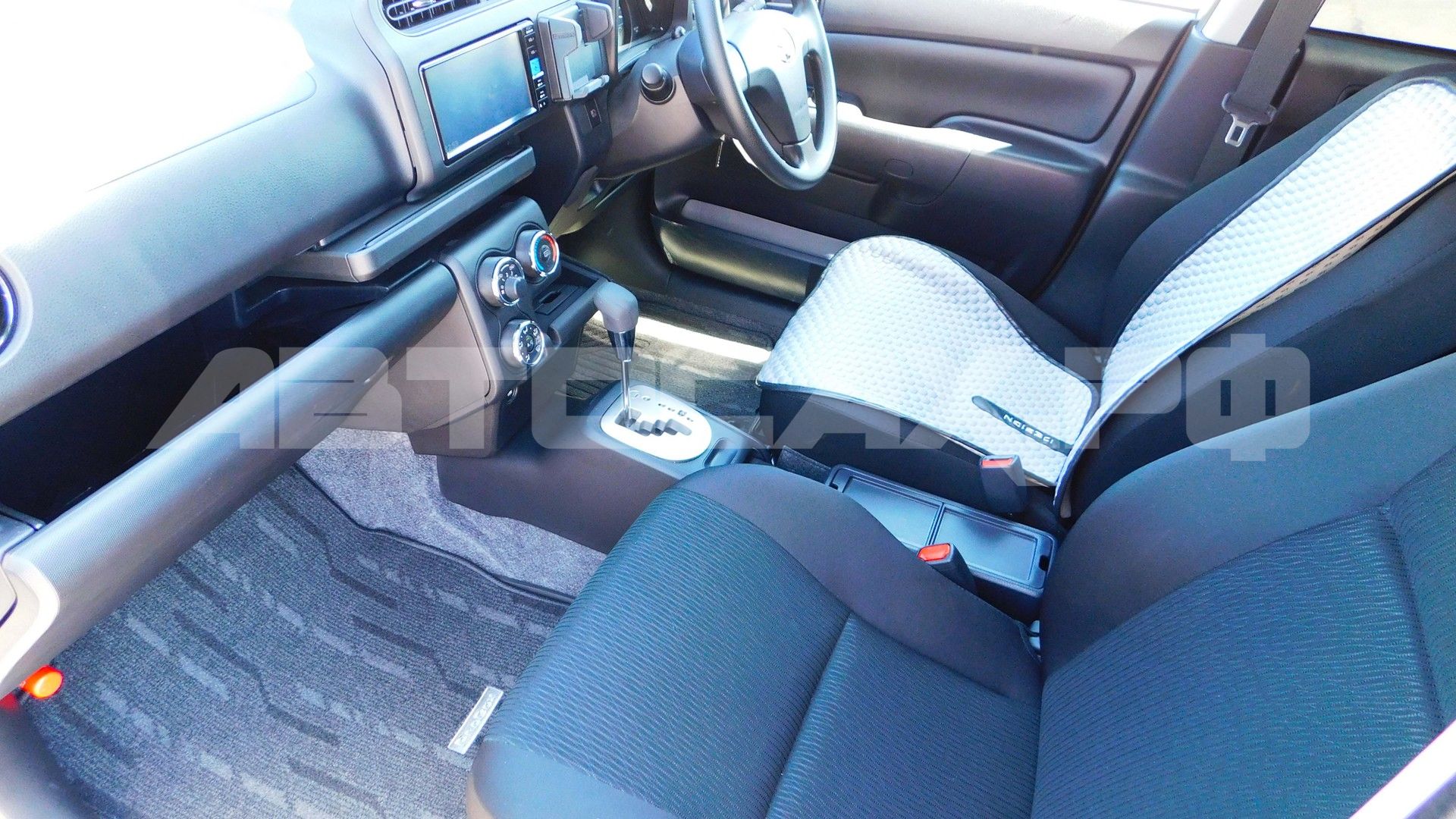 Toyota Probox 2025, Универсал — фото 30