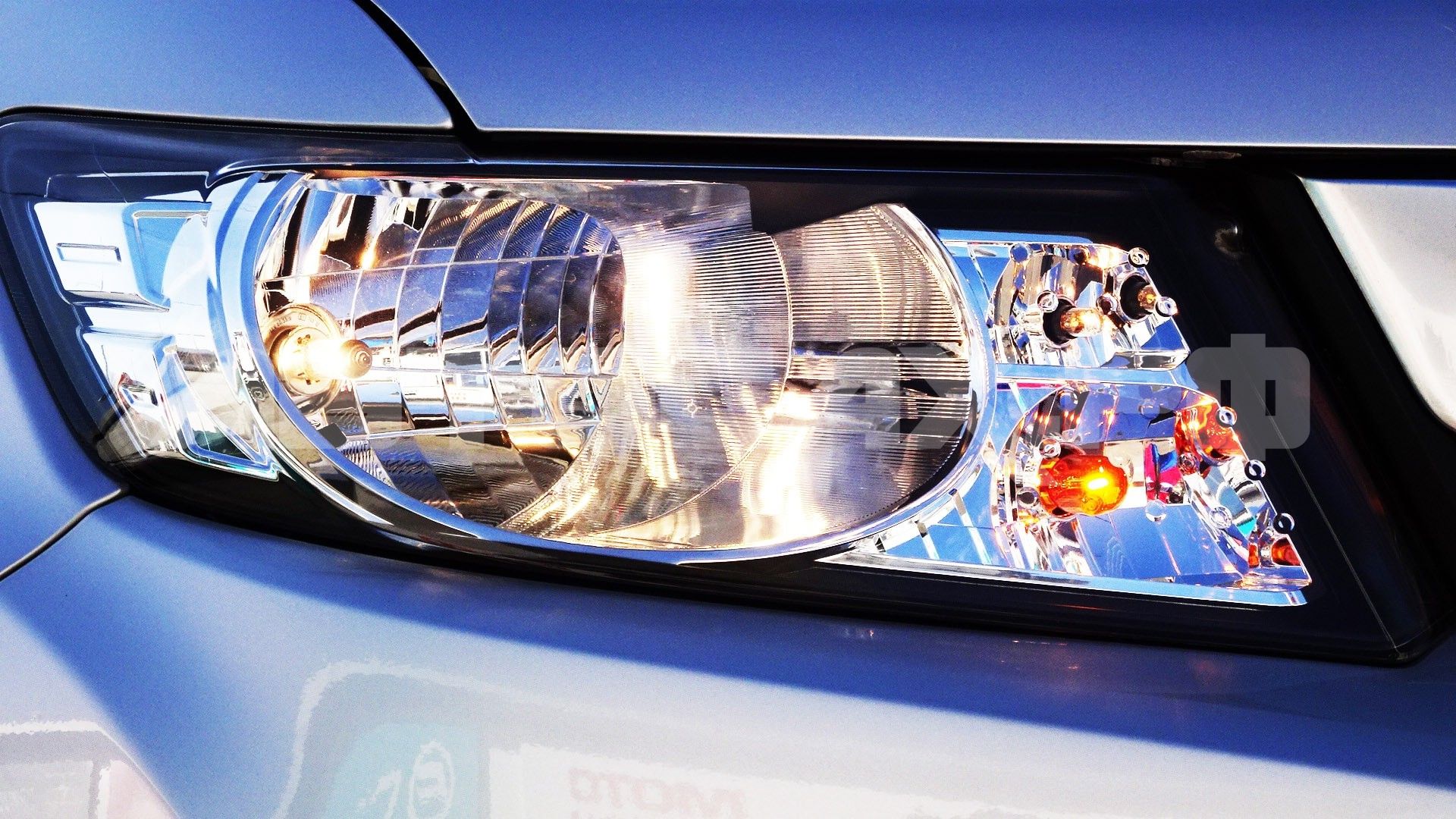 Honda Freed Spike 2015, Минивэн — фото 41