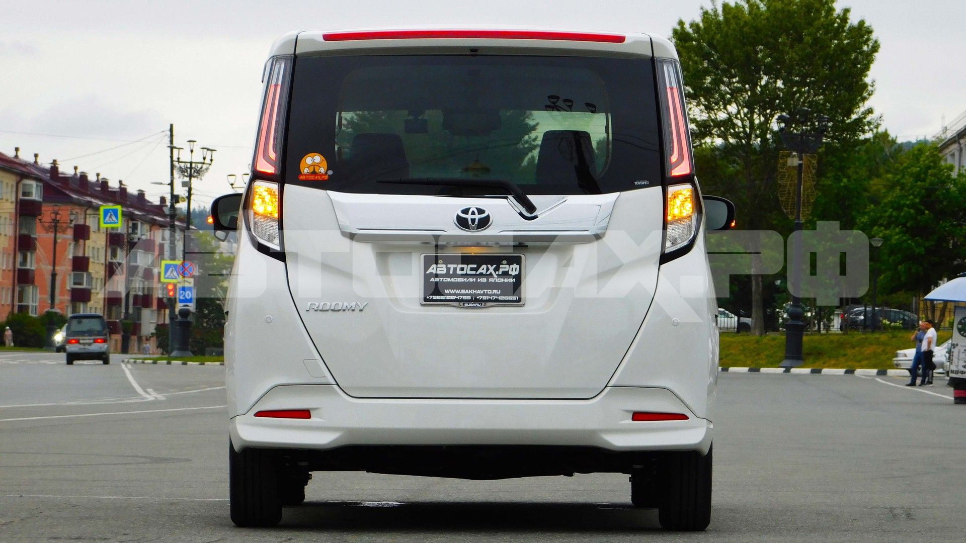 Toyota Roomy 2024, Минивэн — фото 12