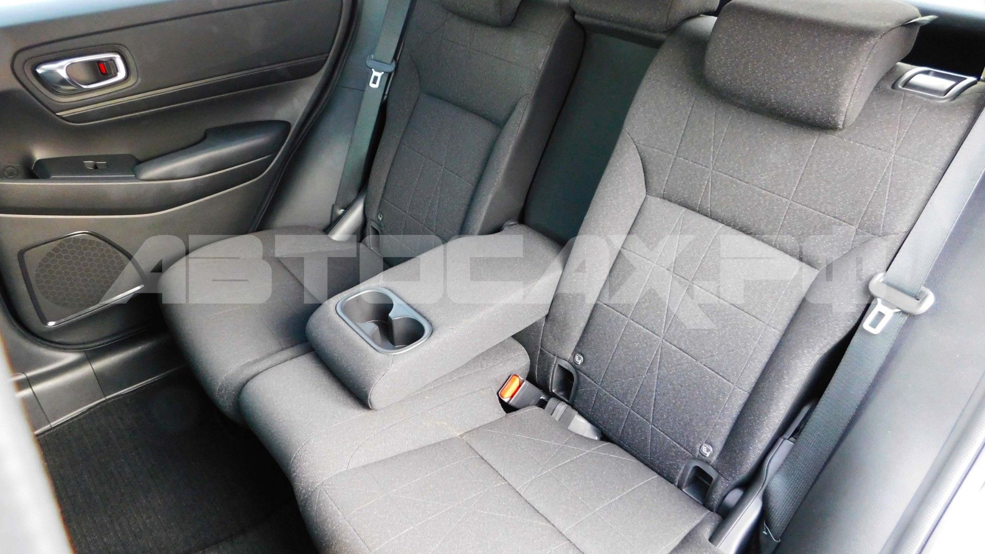 Honda Vezel 2026, Кроссовер — фото 27