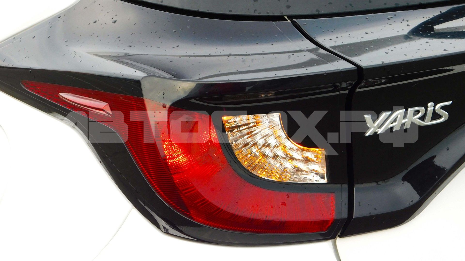 Toyota Yaris 2023, Хэтчбек — фото 41