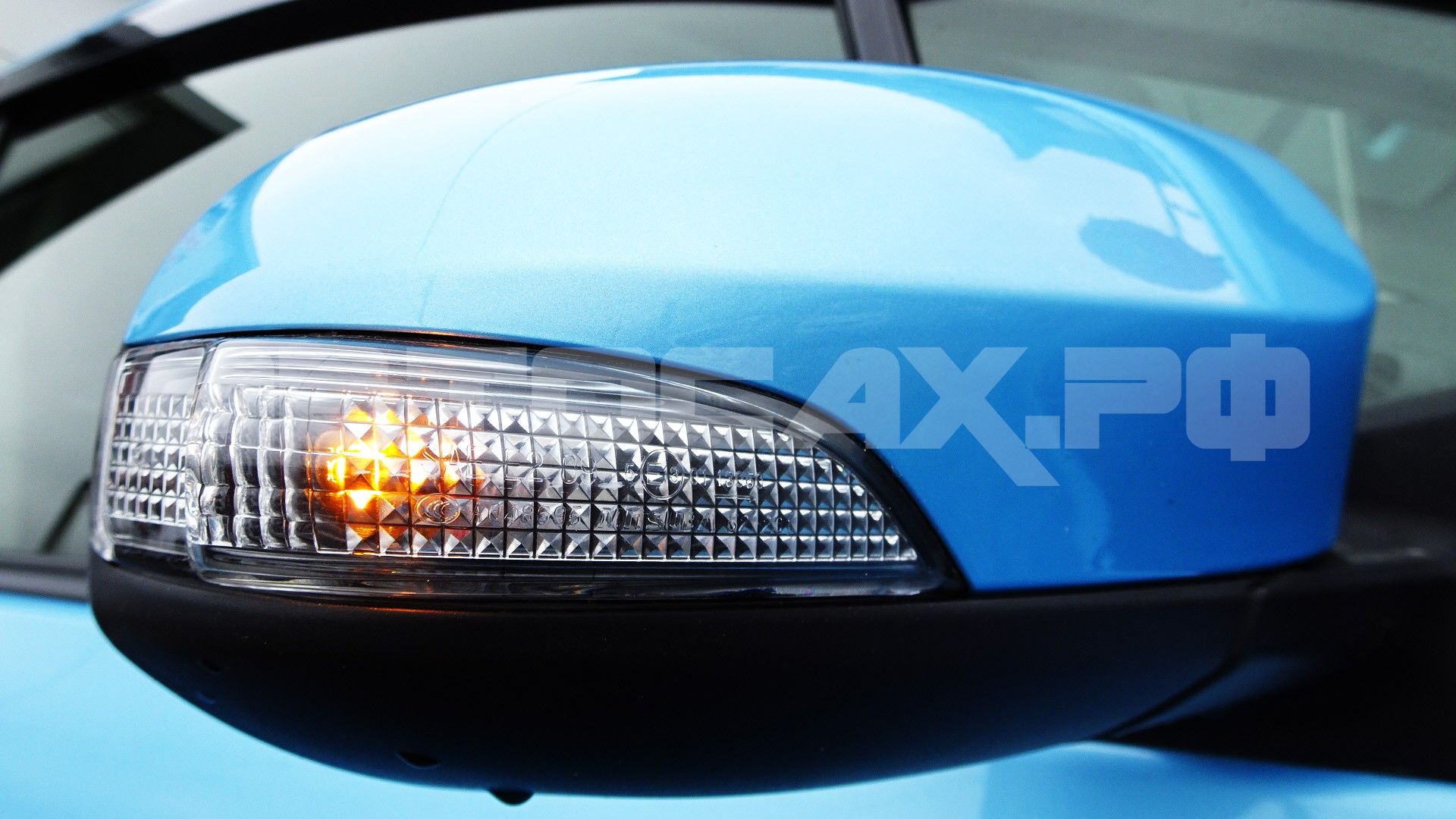 Toyota Vitz 2016, Хэтчбек — фото 39