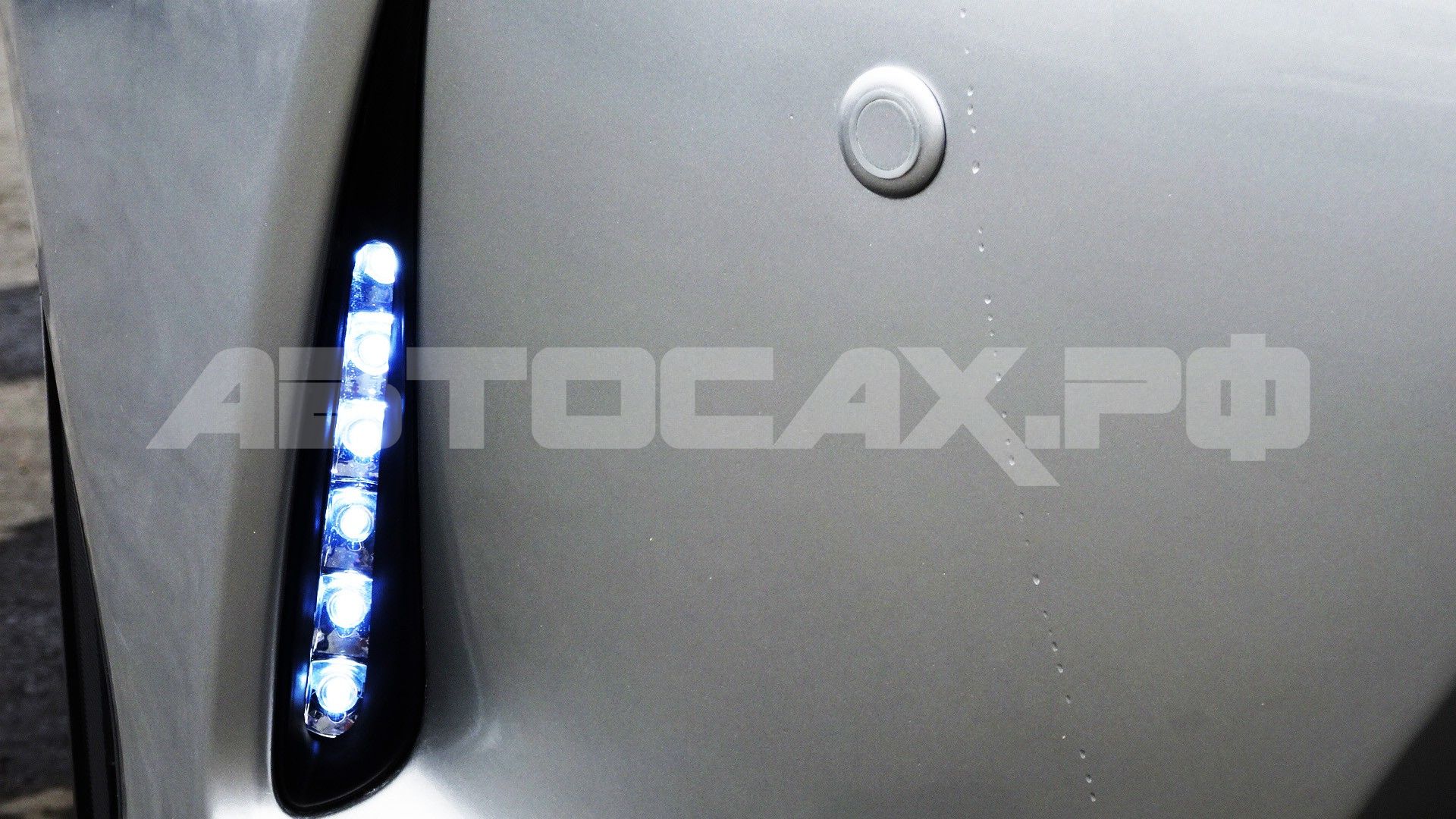 Toyota Vitz 2015, Хэтчбек — фото 33