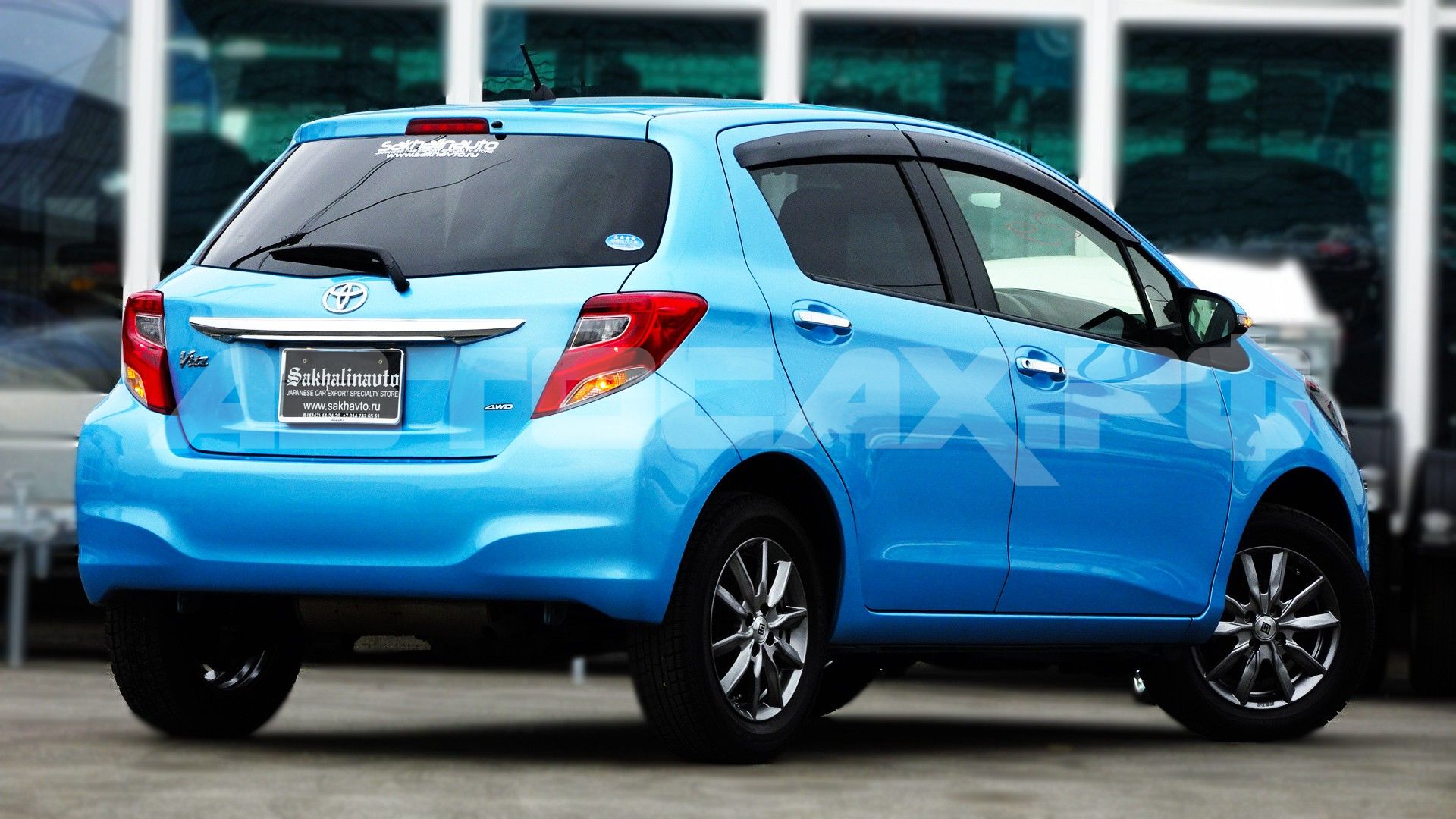 Toyota Vitz 2016, Хэтчбек — фото 3