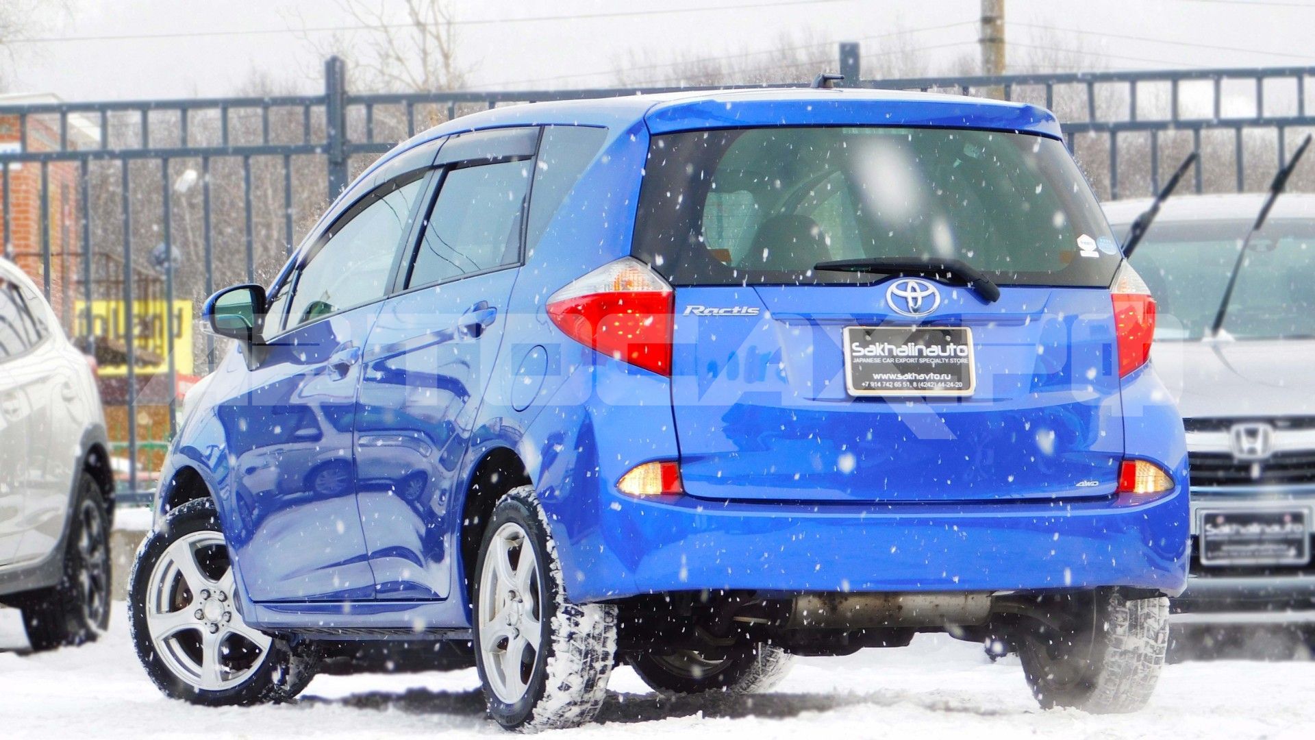 Toyota Ractis 2014, Хэтчбек — фото 5