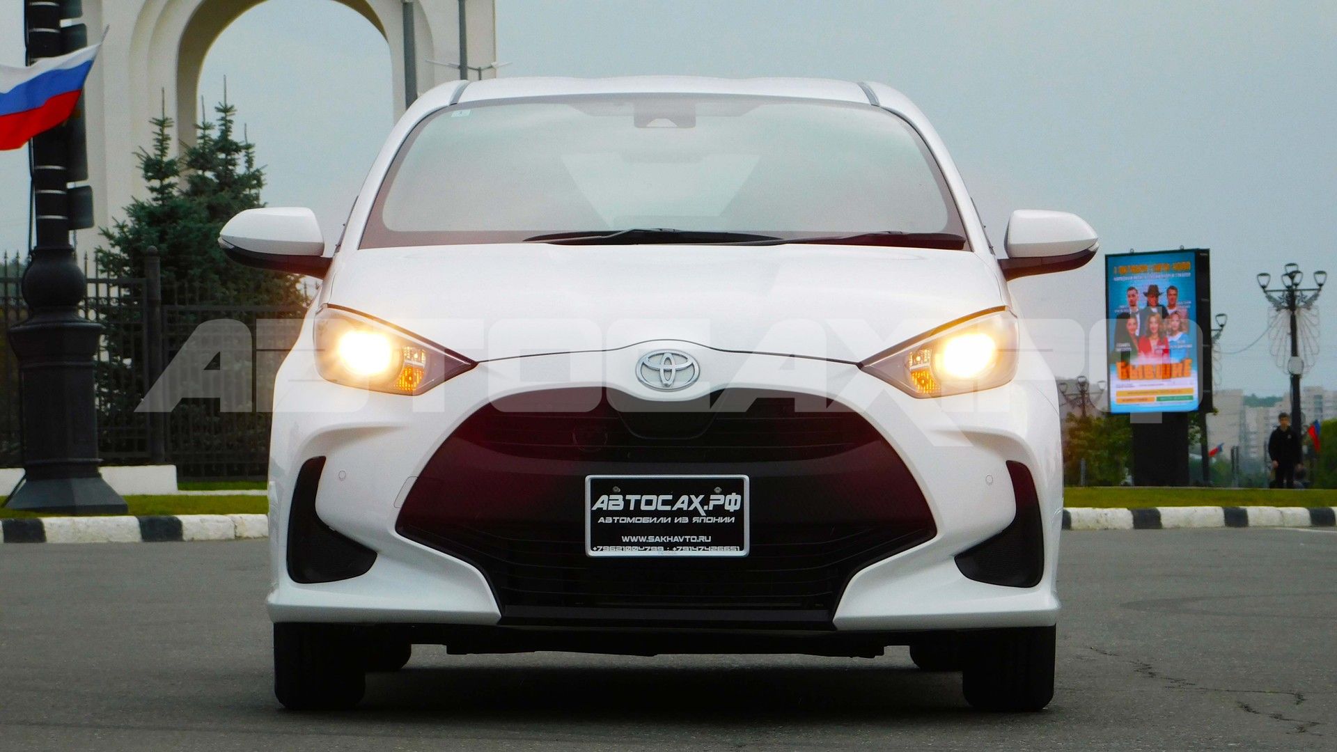Toyota Yaris 2023, Хэтчбек — фото 30
