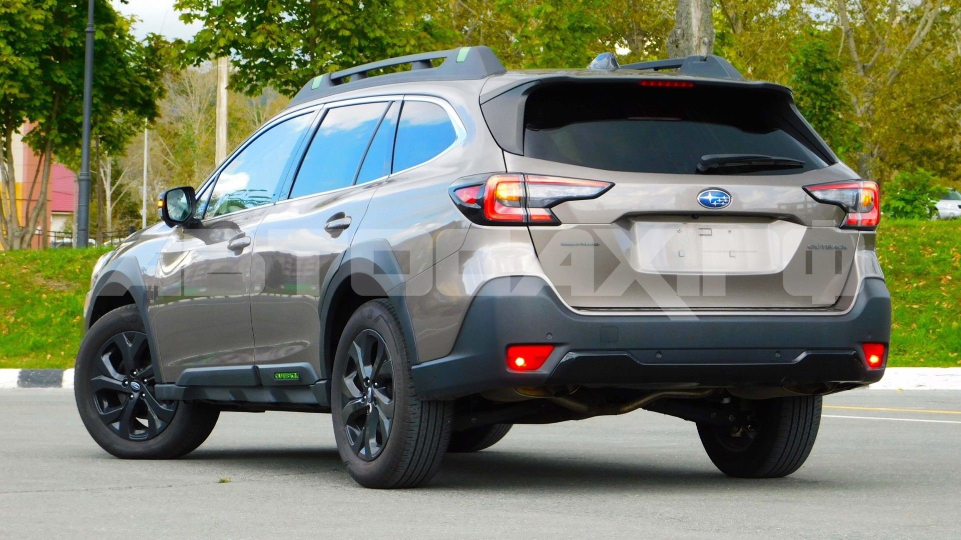 Subaru Outback — фото 4