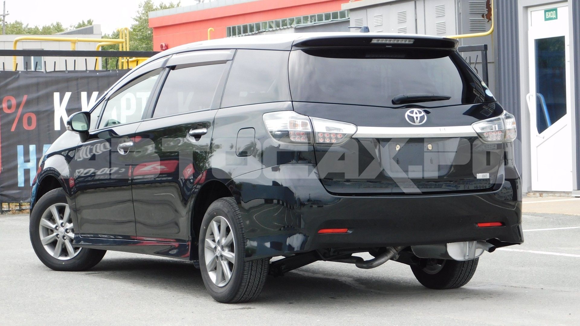 Toyota Wish 2017, Универсал — фото 3