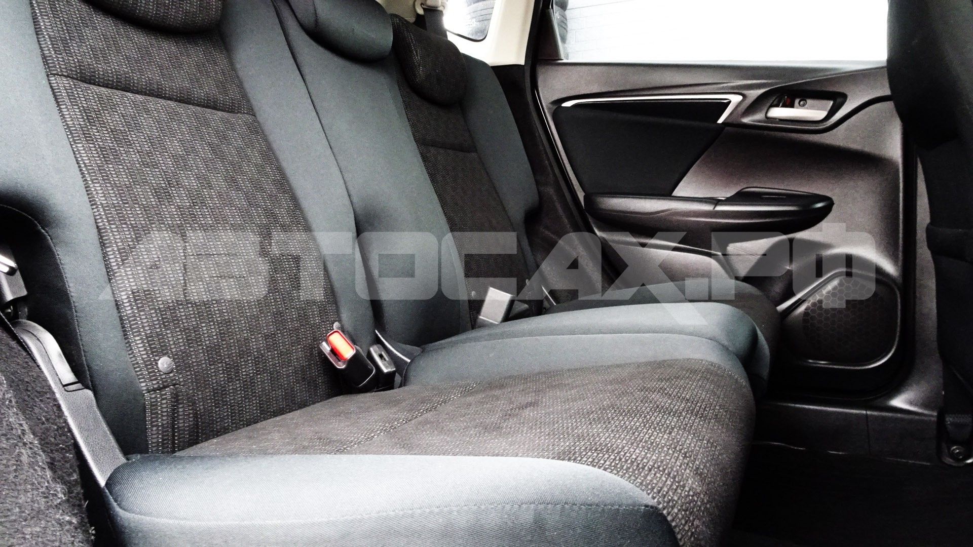Honda Fit 2017, Хэтчбек — фото 21