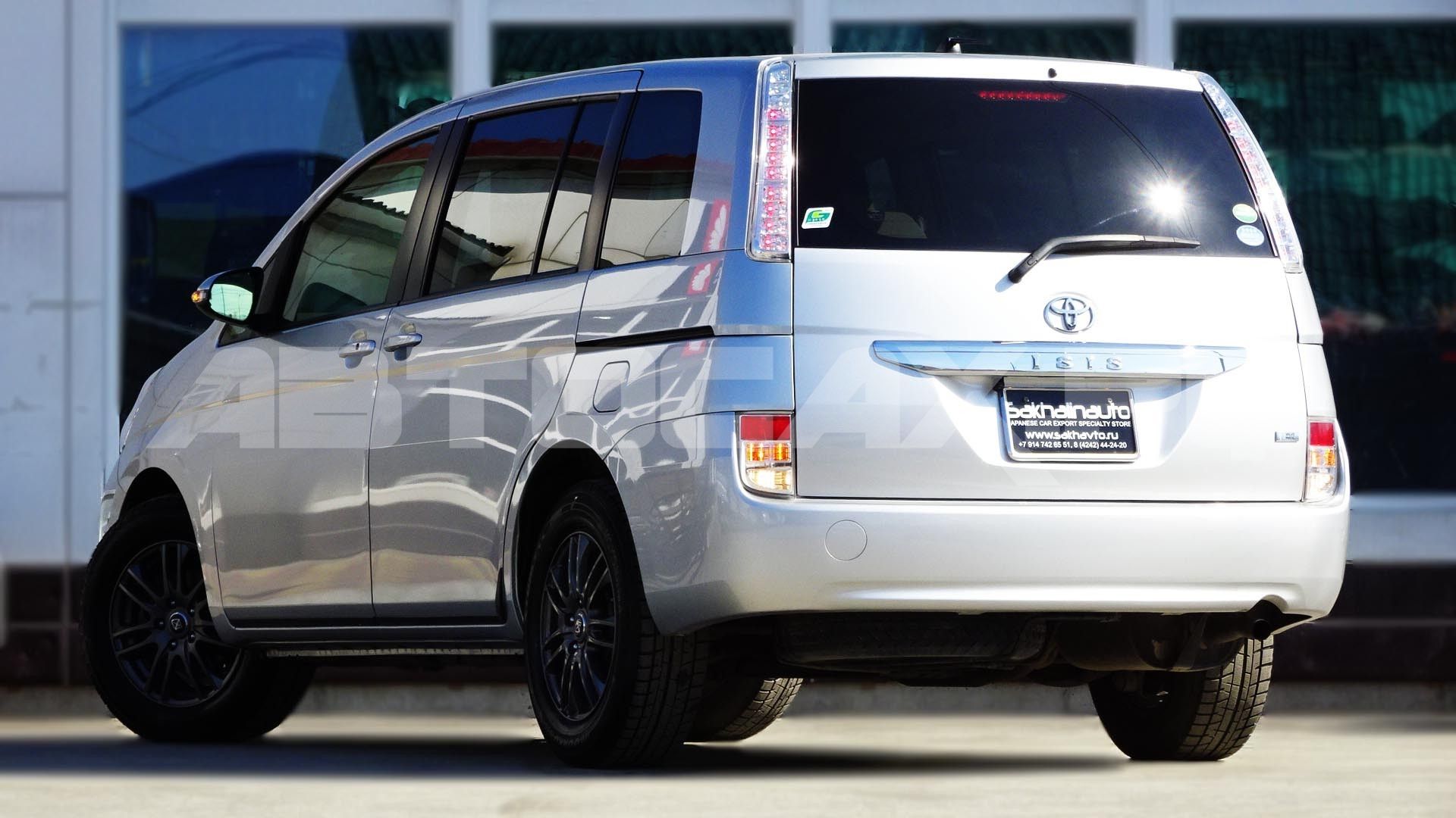 Toyota Isis 2017, Минивэн — фото 4