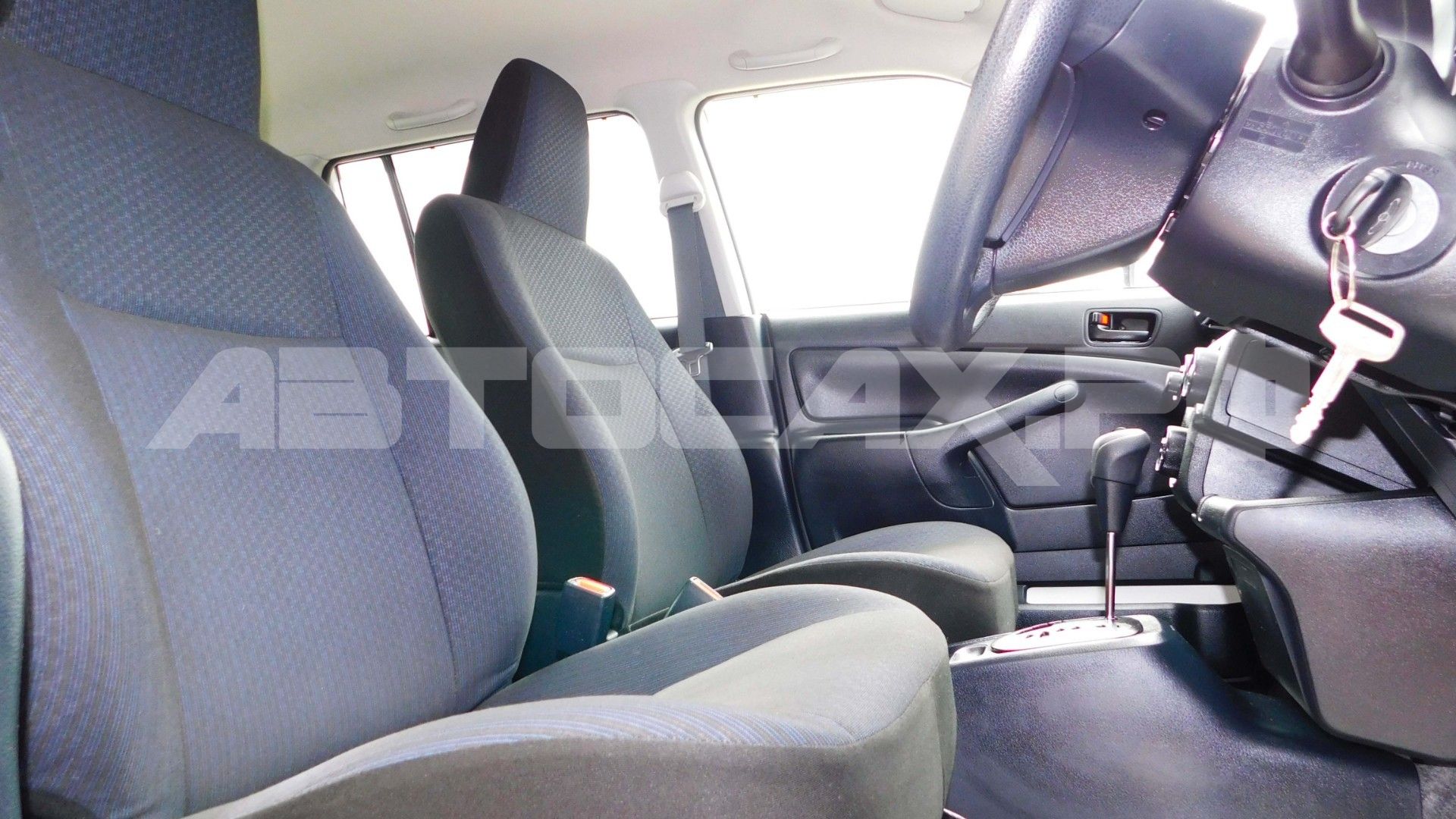 Toyota Succeed 2019, Универсал — фото 12
