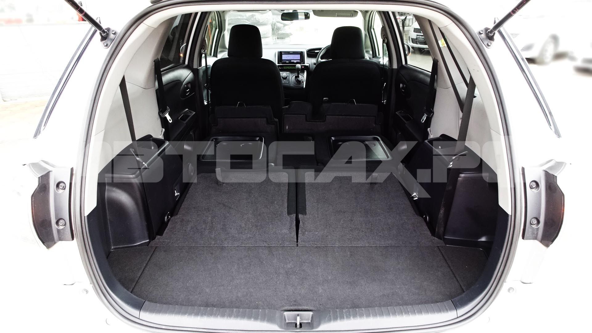 Toyota Wish 2016, Минивэн — фото 20