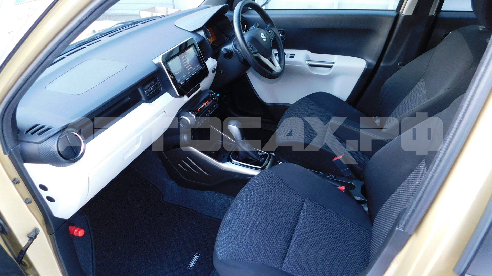 Suzuki Ignis 2019, Кроссовер — фото 15