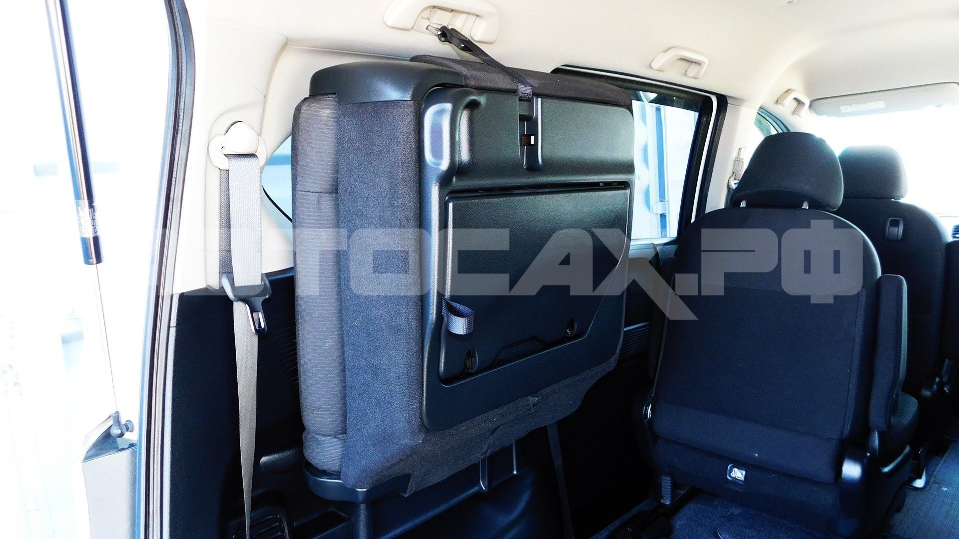 Honda Freed 2016, Минивэн — фото 42