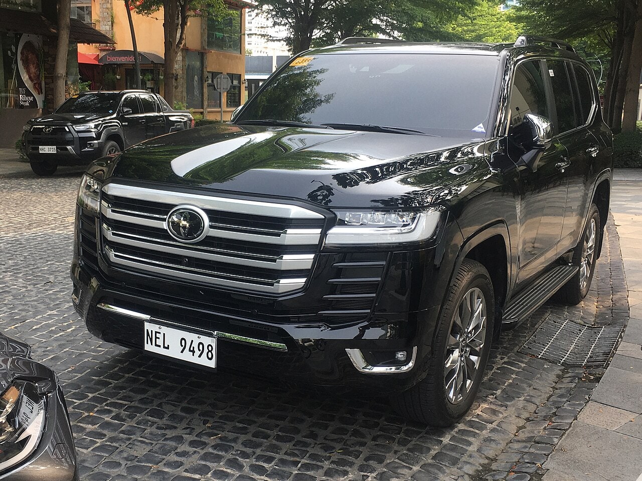Toyota Land Cruiser 300