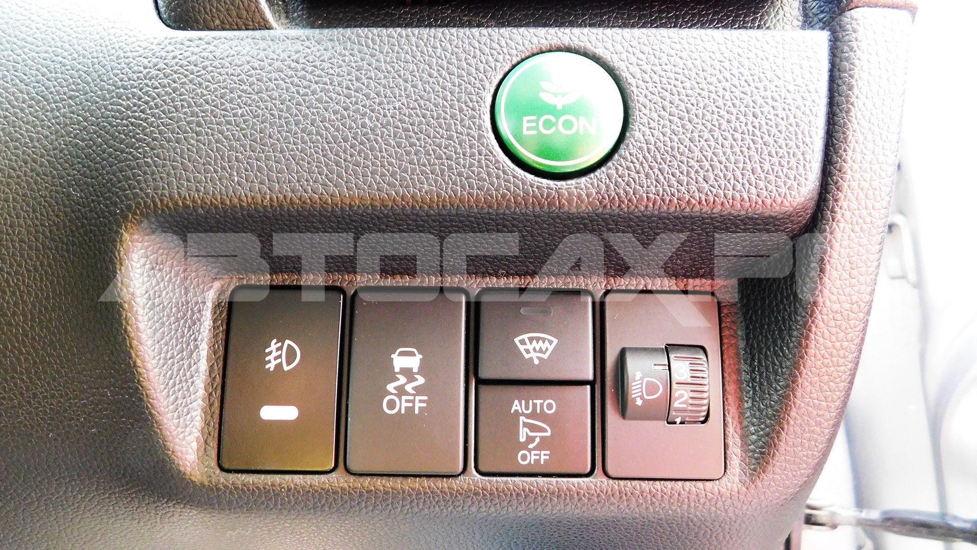 Honda Fit 2017, Хэтчбек — фото 21