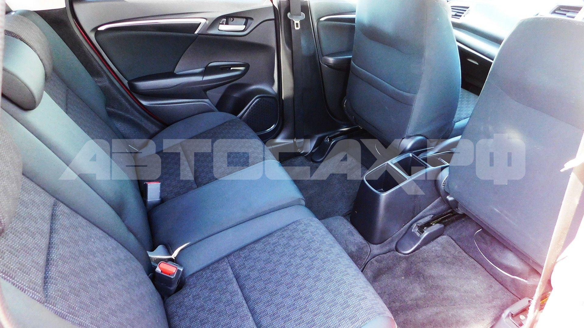 Honda Fit 2016, Хэтчбек — фото 11