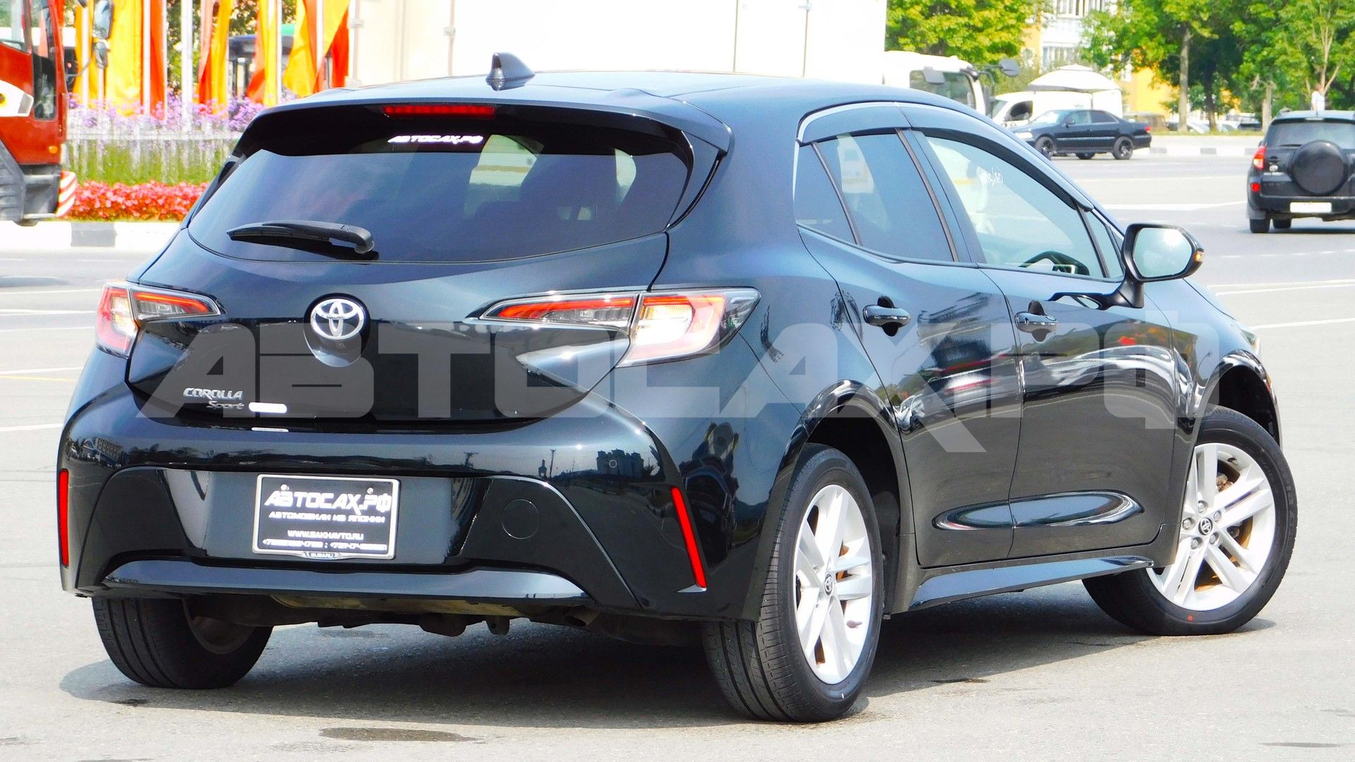Toyota Corolla Sport 2022, Хэтчбек — фото 4