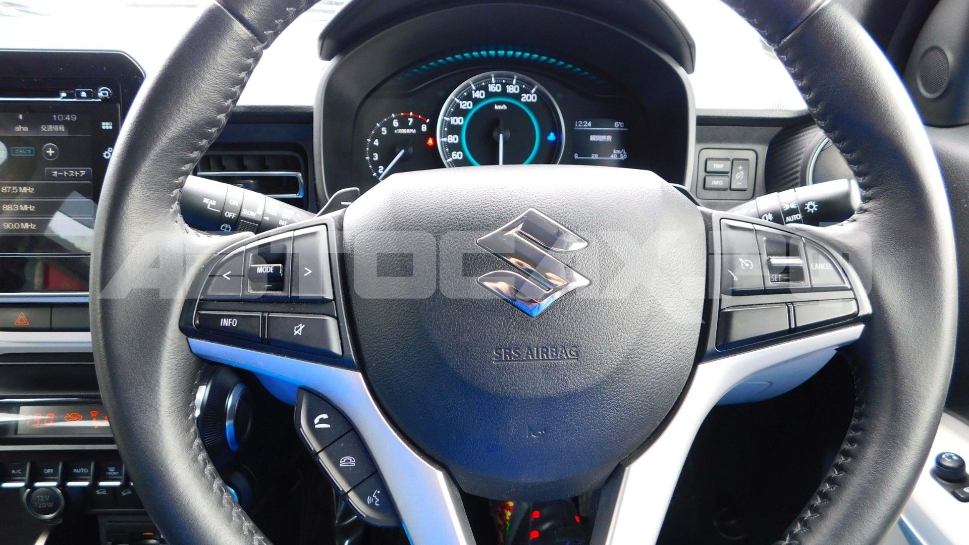Suzuki Ignis 2018, Кроссовер — фото 37