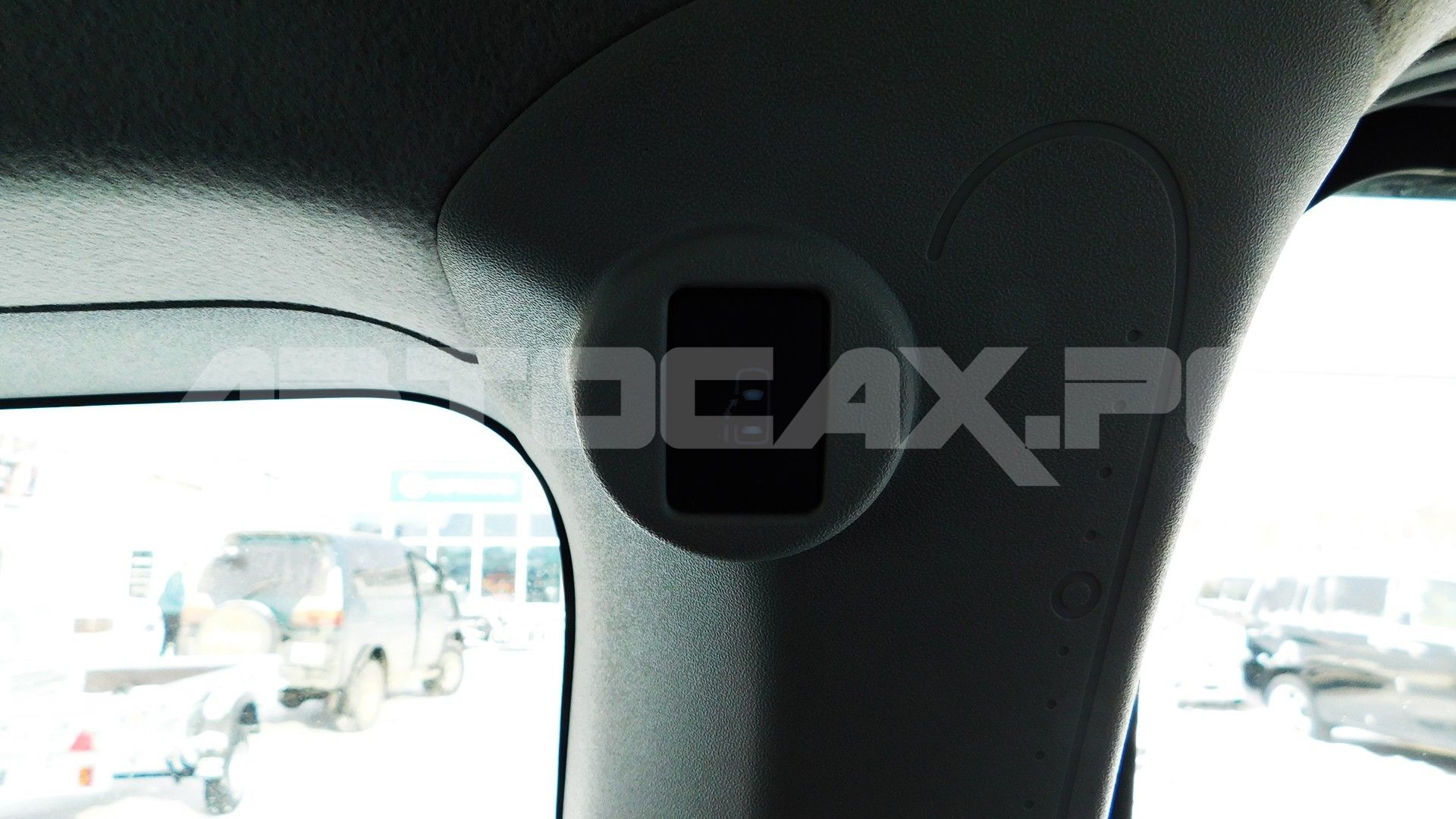 Toyota Spade 2020, Хэтчбек — фото 37