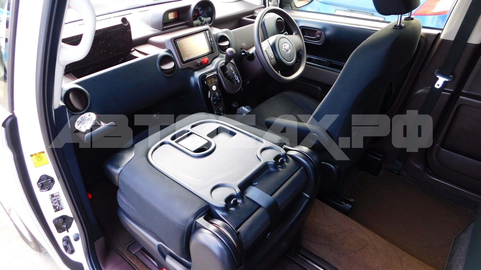 Toyota Porte 2020, Хэтчбек — фото 19