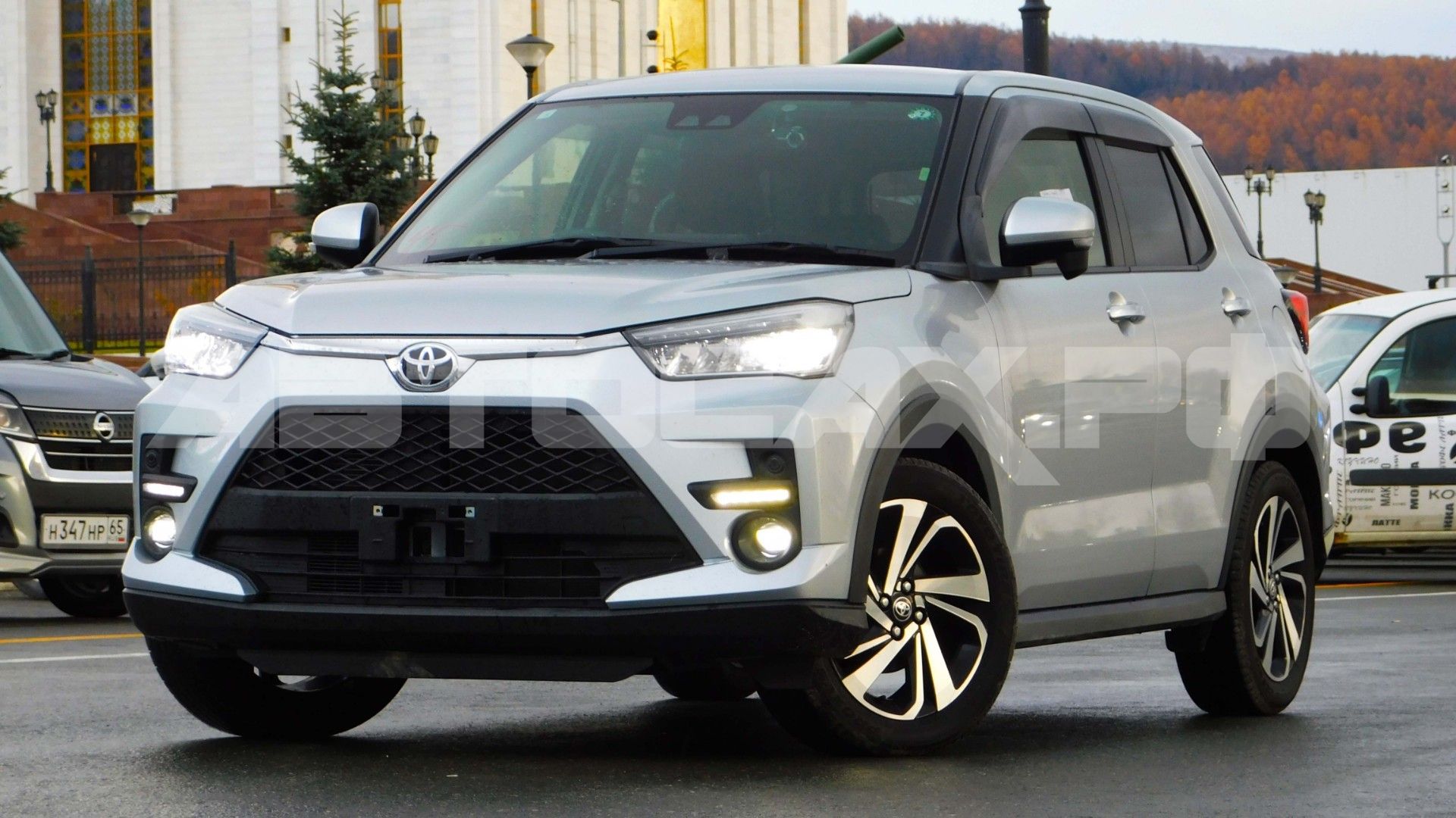 Toyota Raize 2025, Кроссовер — фото 30