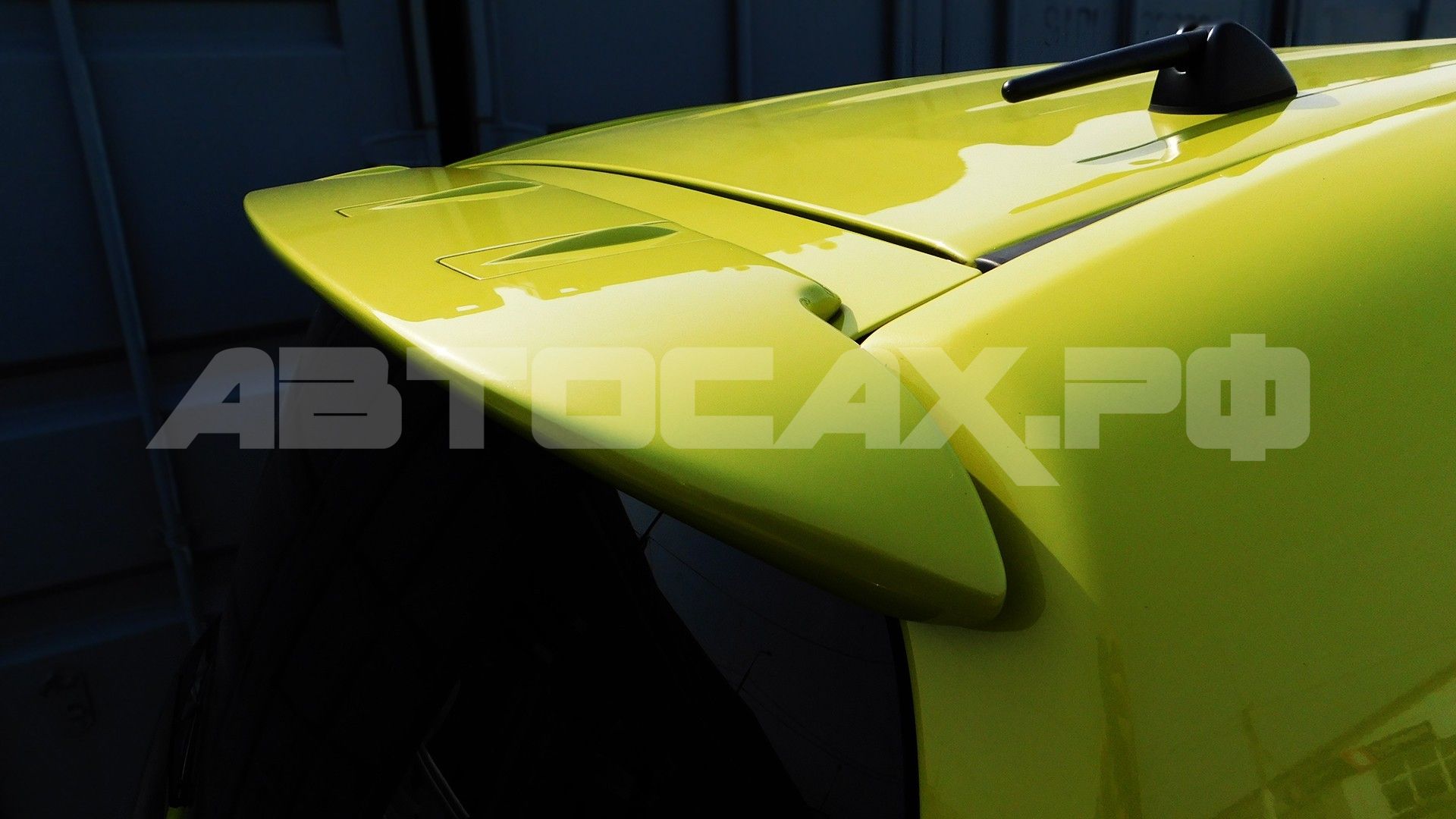 Toyota Spade 2014, Хэтчбек — фото 23