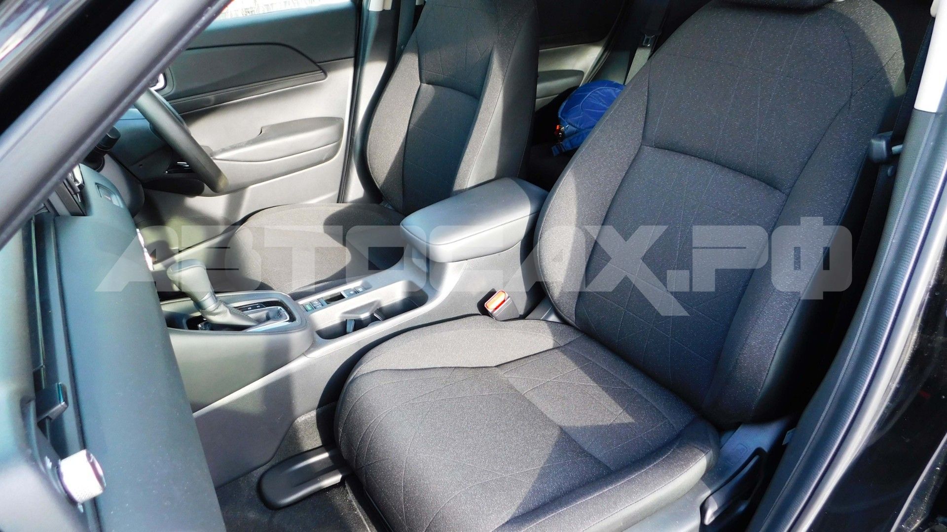 Honda Vezel 2026, Кроссовер — фото 12