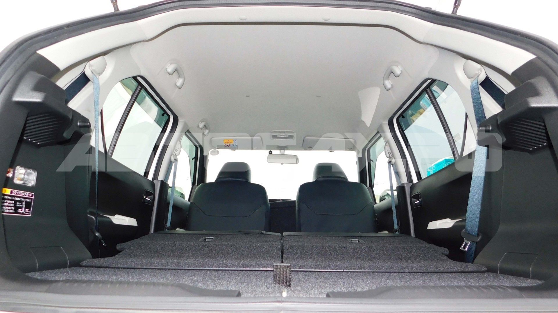 Suzuki Ignis 2019, Хэтчбек — фото 24