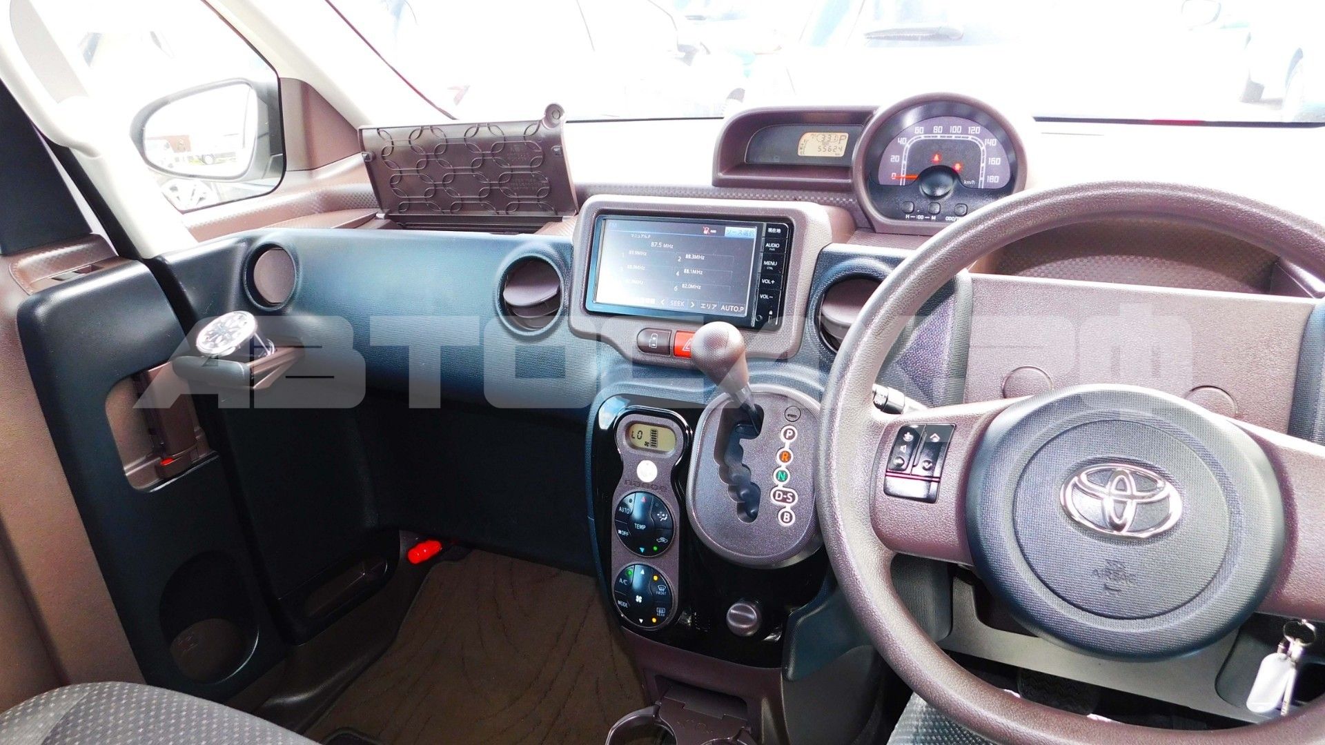 Toyota Porte 2020, Хэтчбек — фото 16