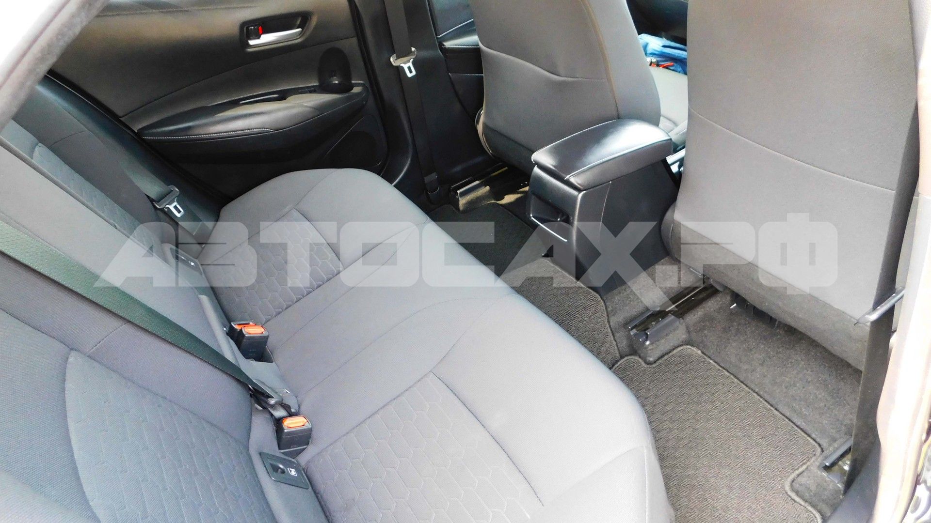 Toyota Corolla Sport 2022, Хэтчбек — фото 19