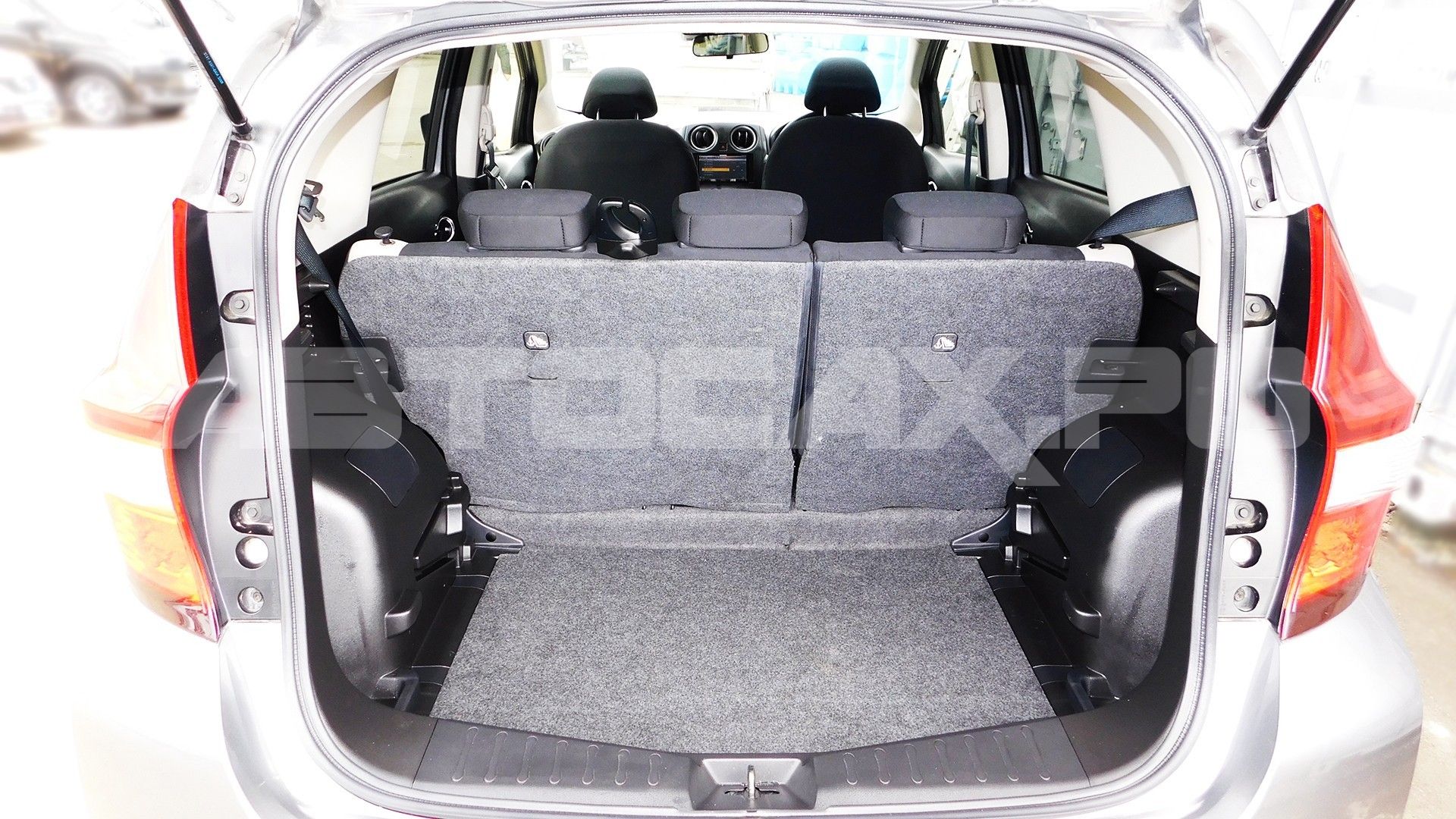 Nissan Note 2018, Хэтчбек — фото 19